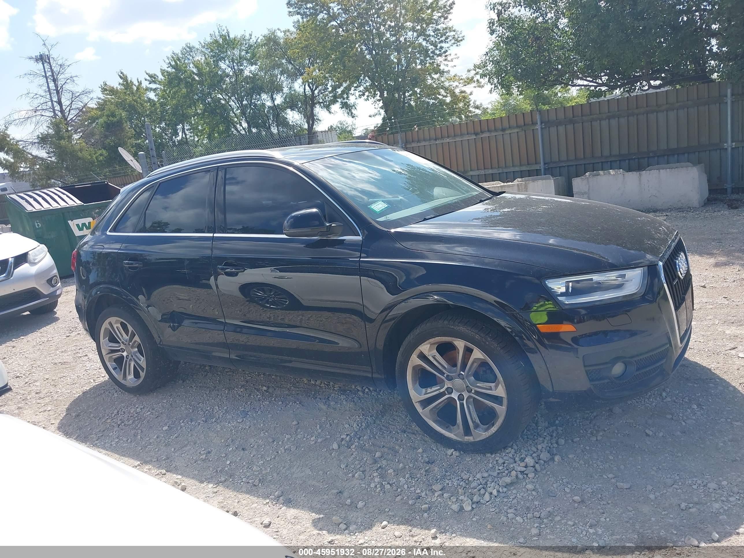 2015 Audi Q3 2.0t Premium Plus Black vin: WA1GFCFS3FR004114
