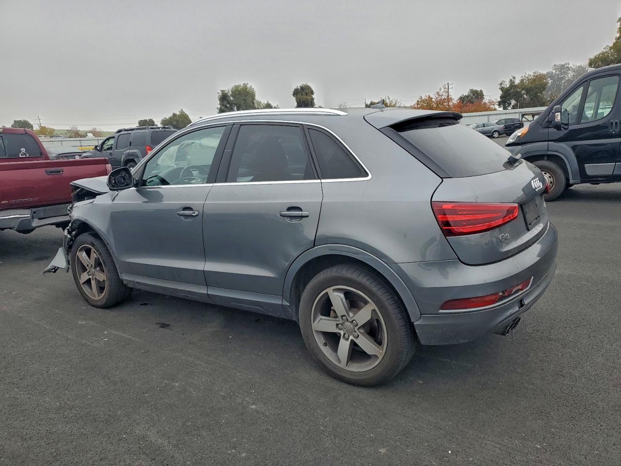 2015 Audi Q3 Prestige Gray vin: WA1GFCFS4FR010438