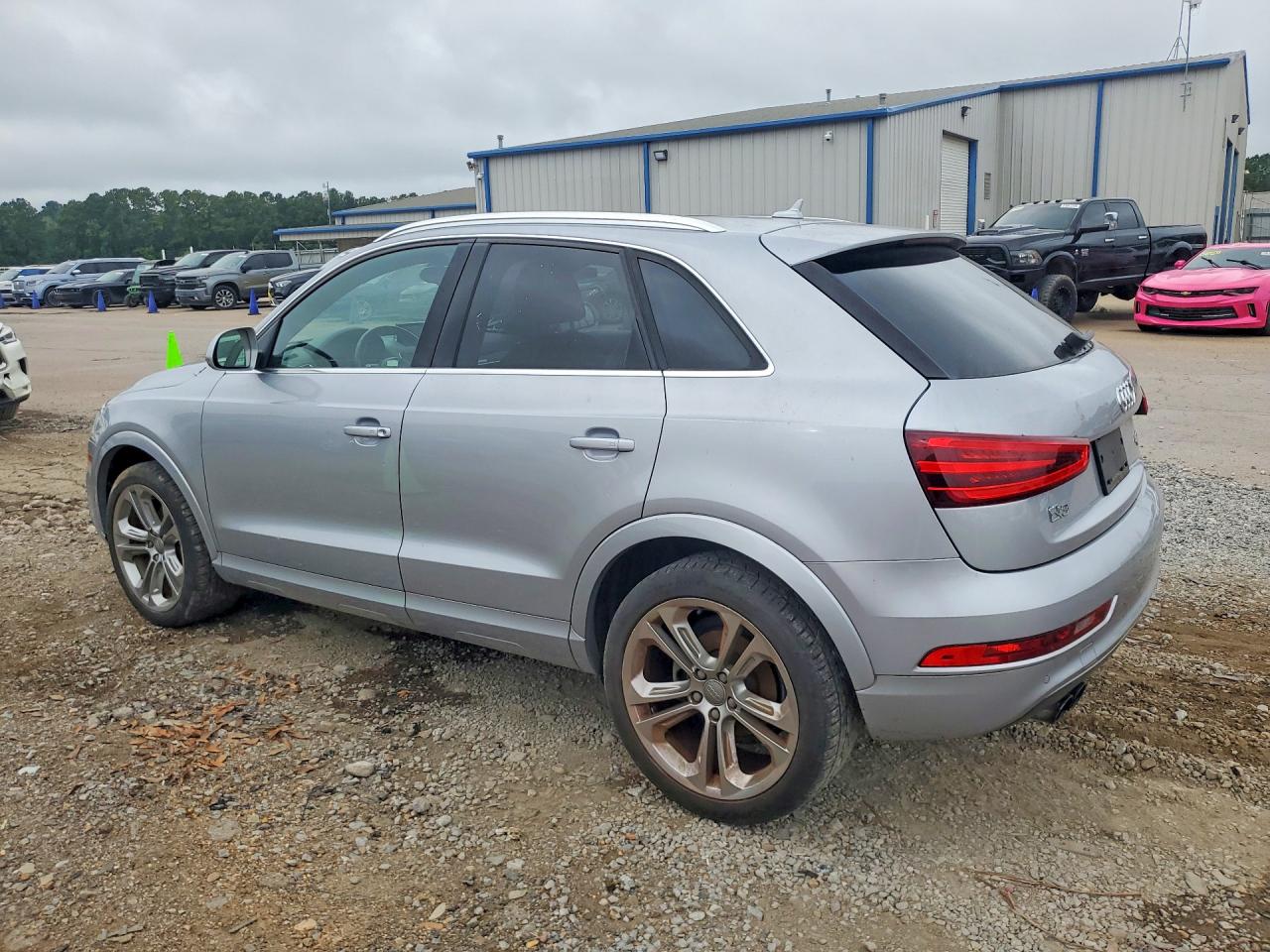 2015 Audi Q3 Prestige Silver vin: WA1GFCFS4FR011928