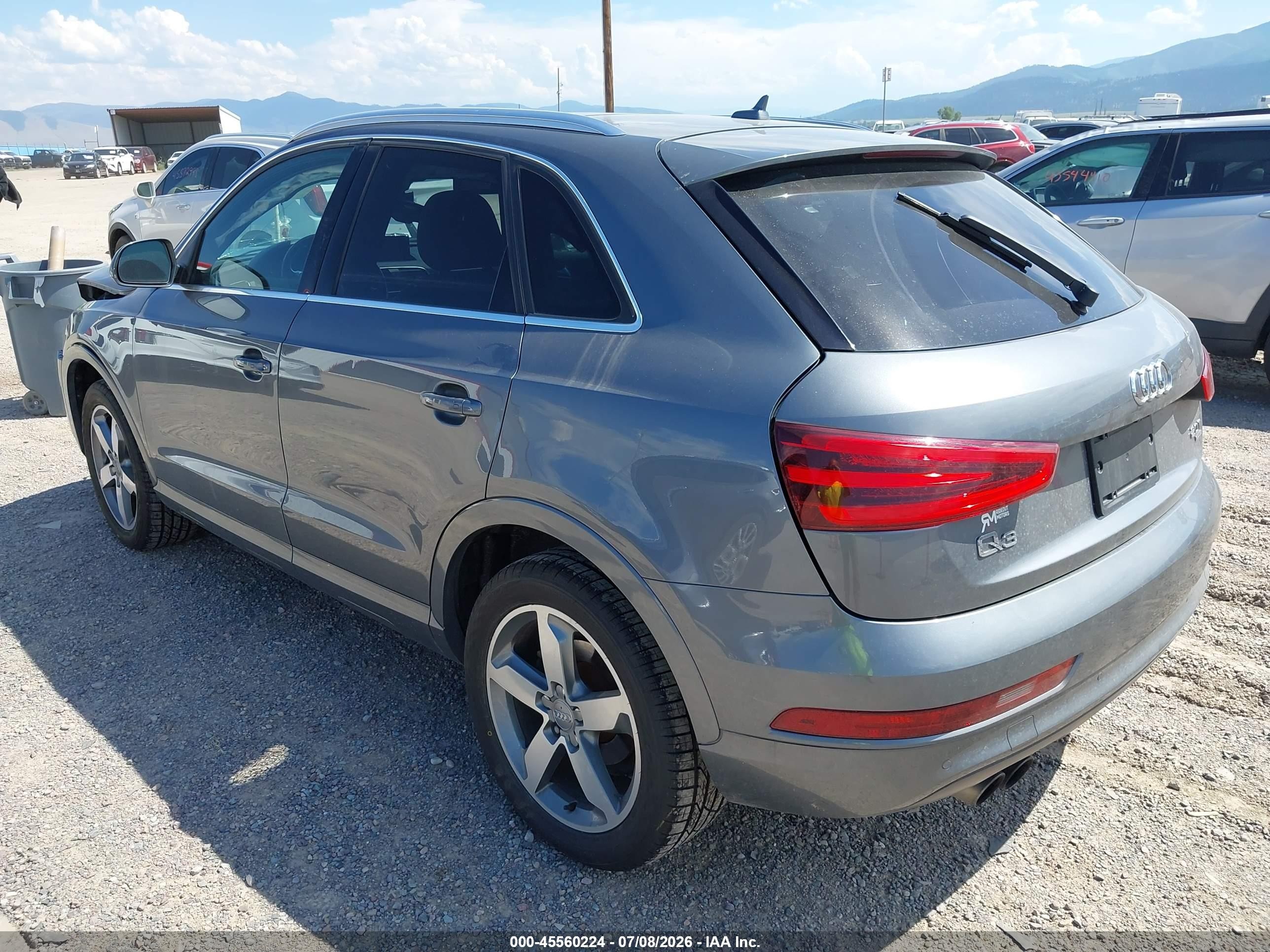 2015 Audi Q3 2.0t Premium Plus Gray vin: WA1GFCFS5FR006110