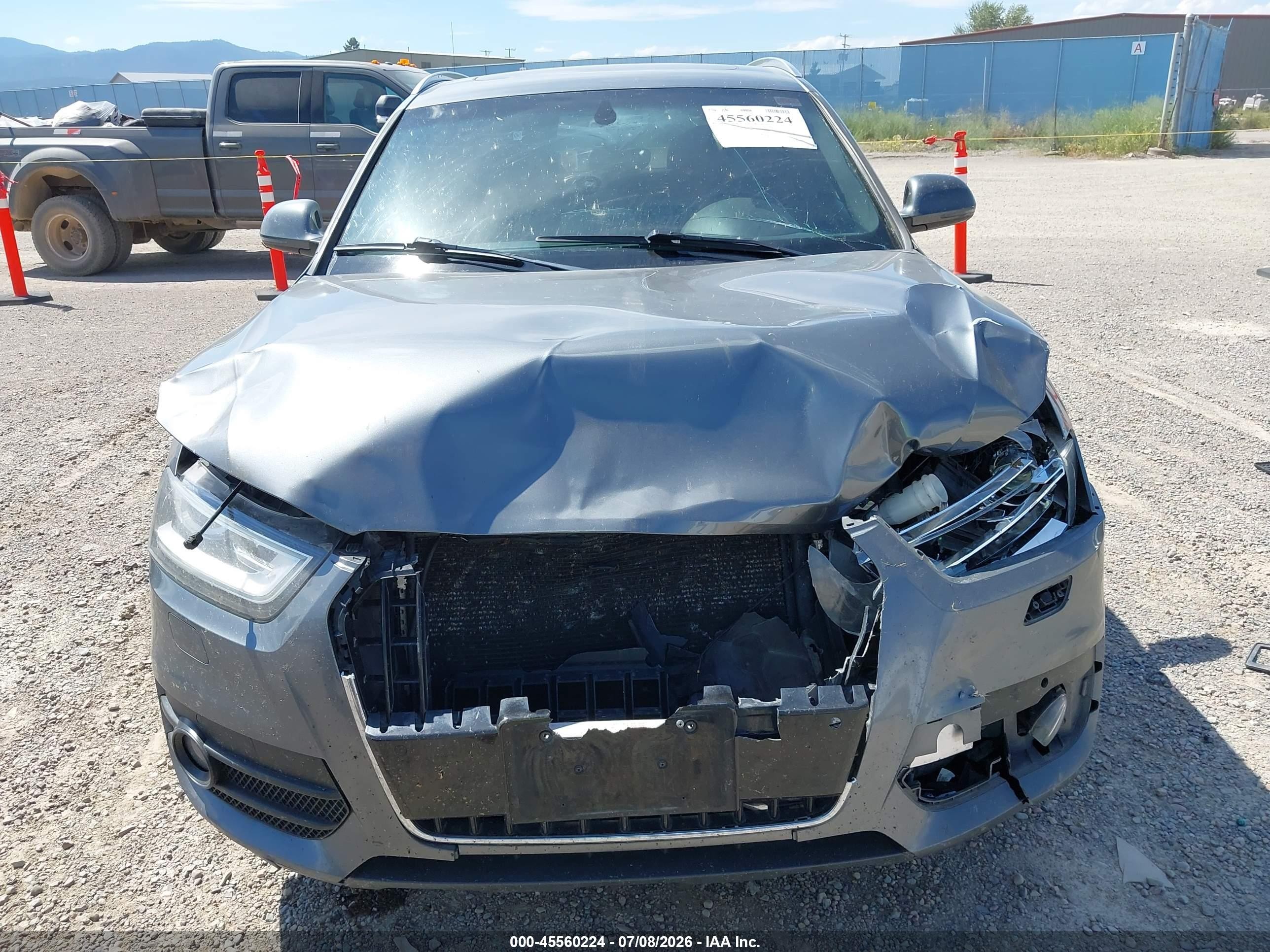 2015 Audi Q3 2.0t Premium Plus Gray vin: WA1GFCFS5FR006110