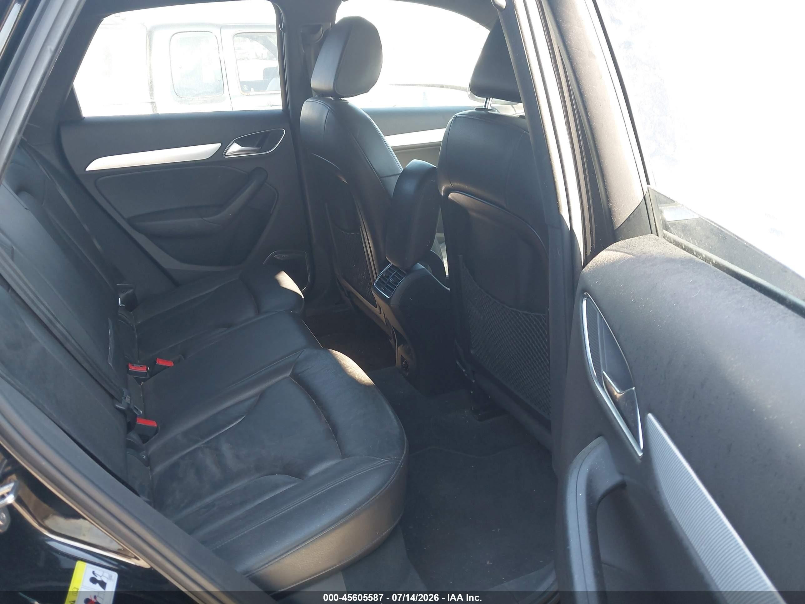 2015 Audi Q3 2.0t Premium Plus Black vin: WA1GFCFS5FR008987
