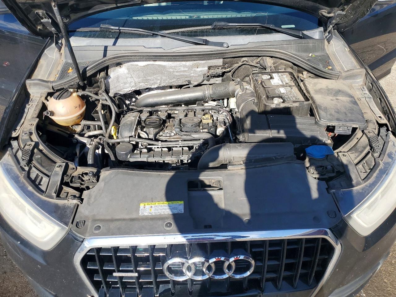 2015 Audi Q3 Prestige Black vin: WA1GFCFS5FR014370