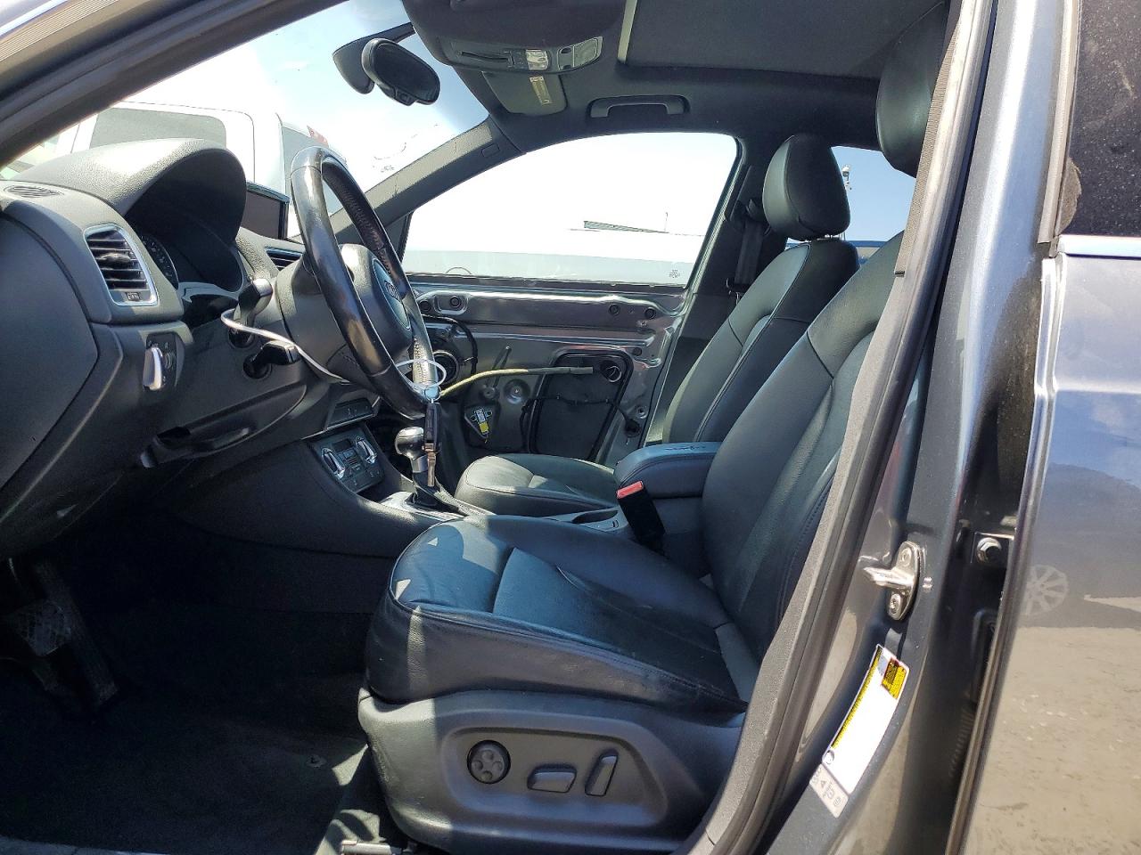 2015 Audi Q3 Prestige Gray vin: WA1GFCFS6FR006813