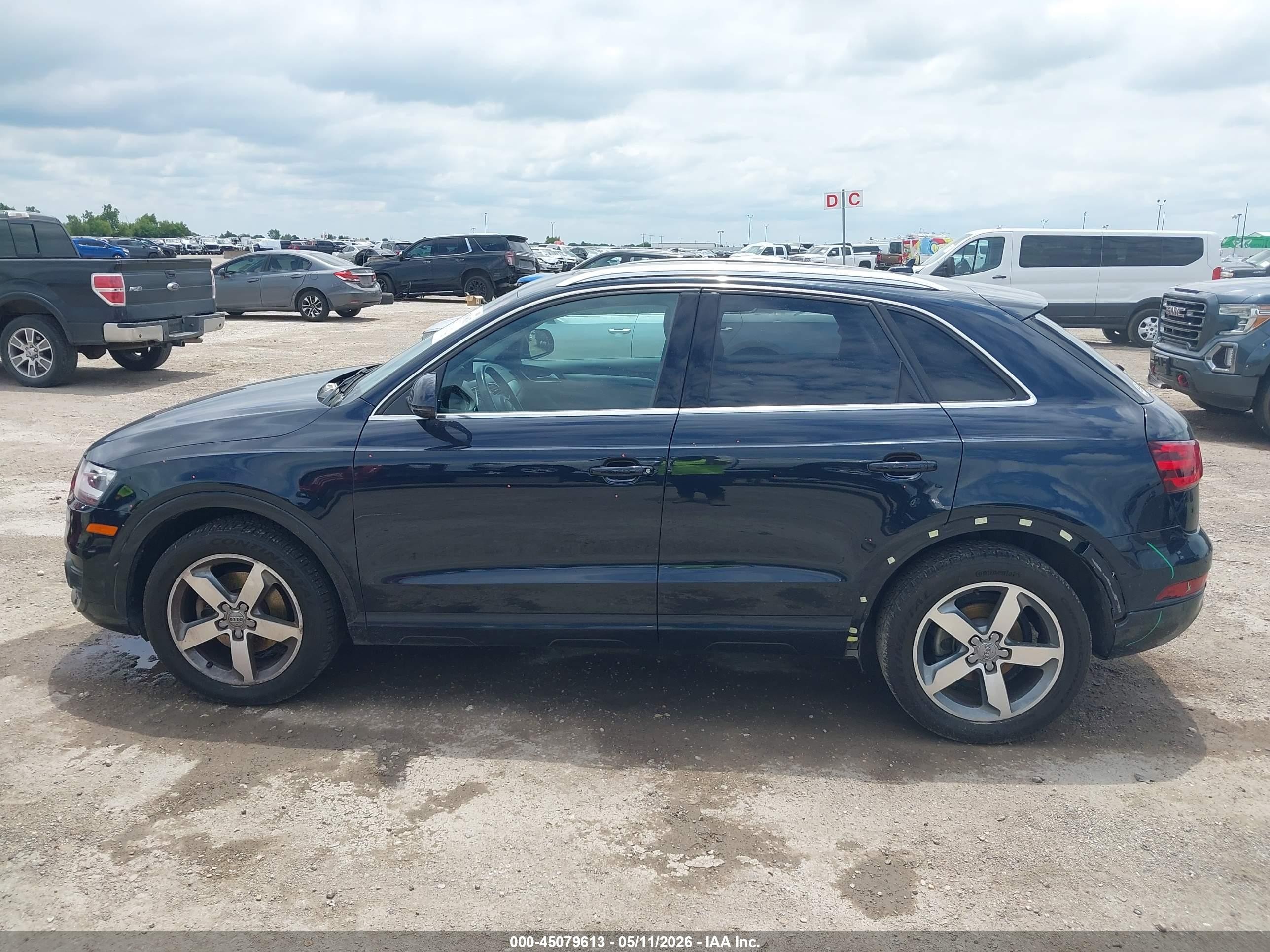 2015 Audi Q3 2.0t Premium Plus Dark Blue vin: WA1GFCFS6FR008903
