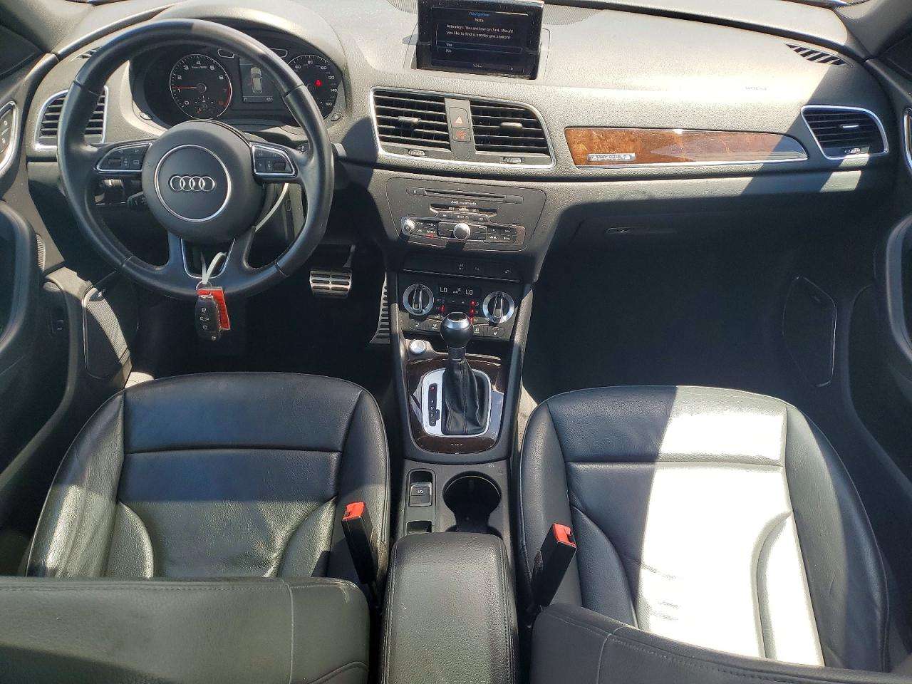 2015 Audi Q3 Prestige Silver vin: WA1GFCFS6FR010277