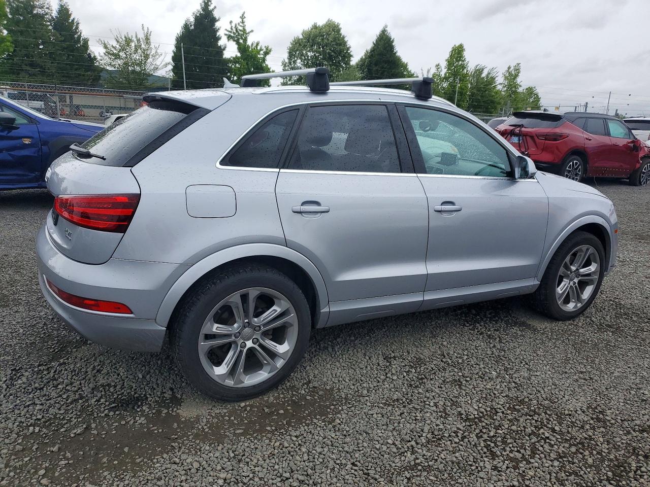 2015 Audi Q3 Prestige Silver vin: WA1GFCFS6FR010277