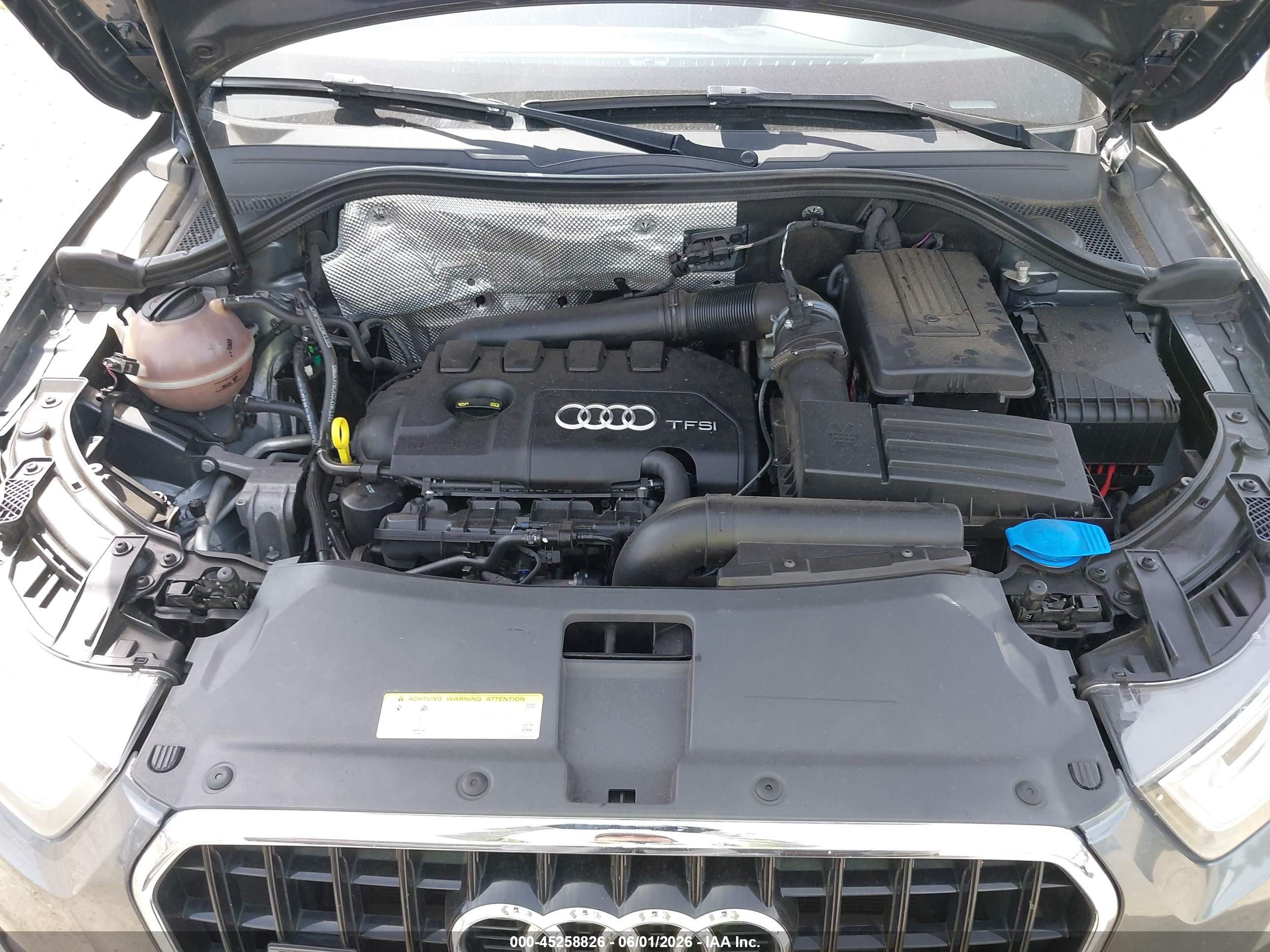 2015 Audi Q3 2.0t Premium Plus Gray vin: WA1GFCFS6FR012725
