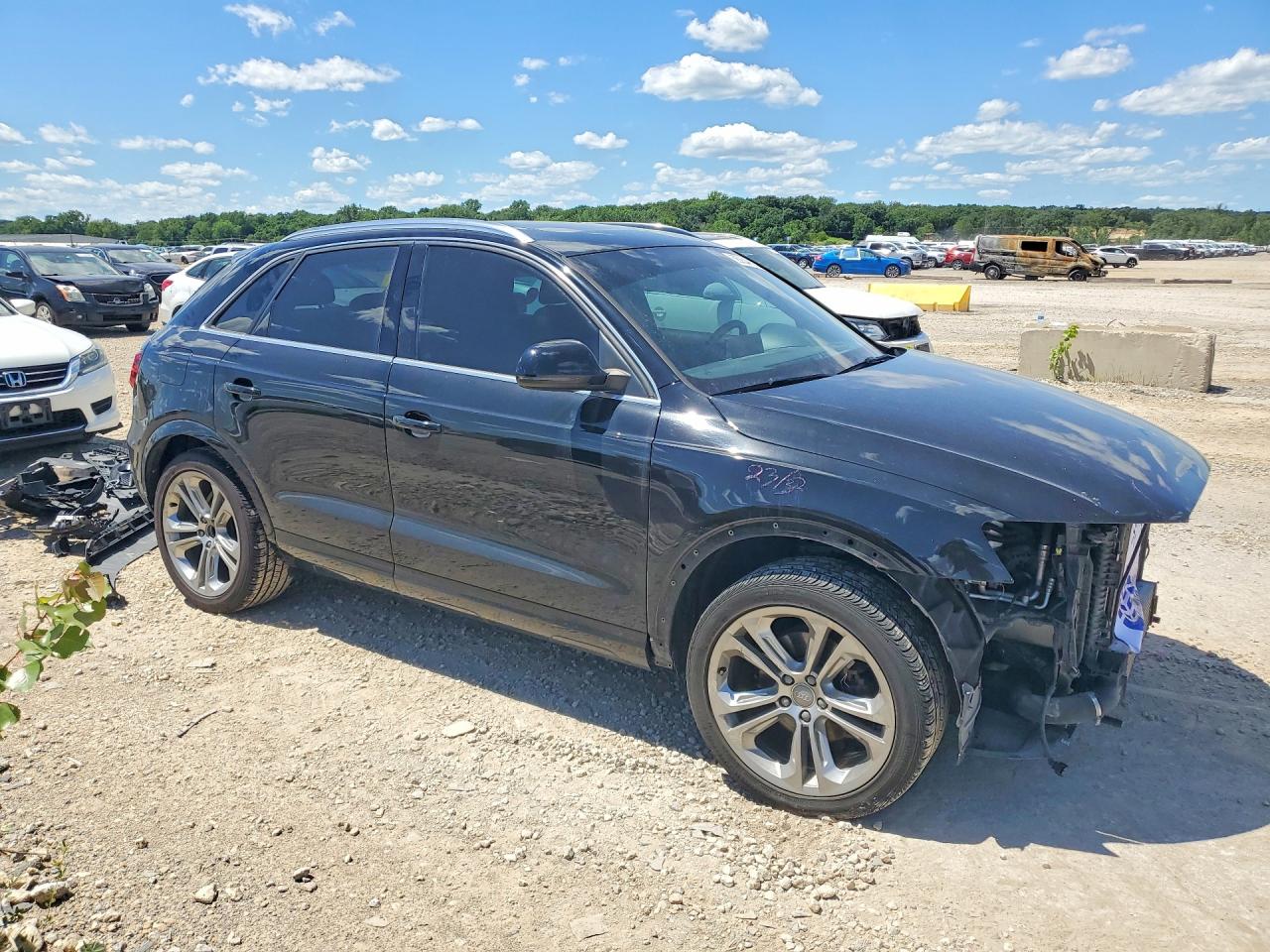 2015 Audi Q3 Prestige Черный vin: WA1GFCFS6FR014166