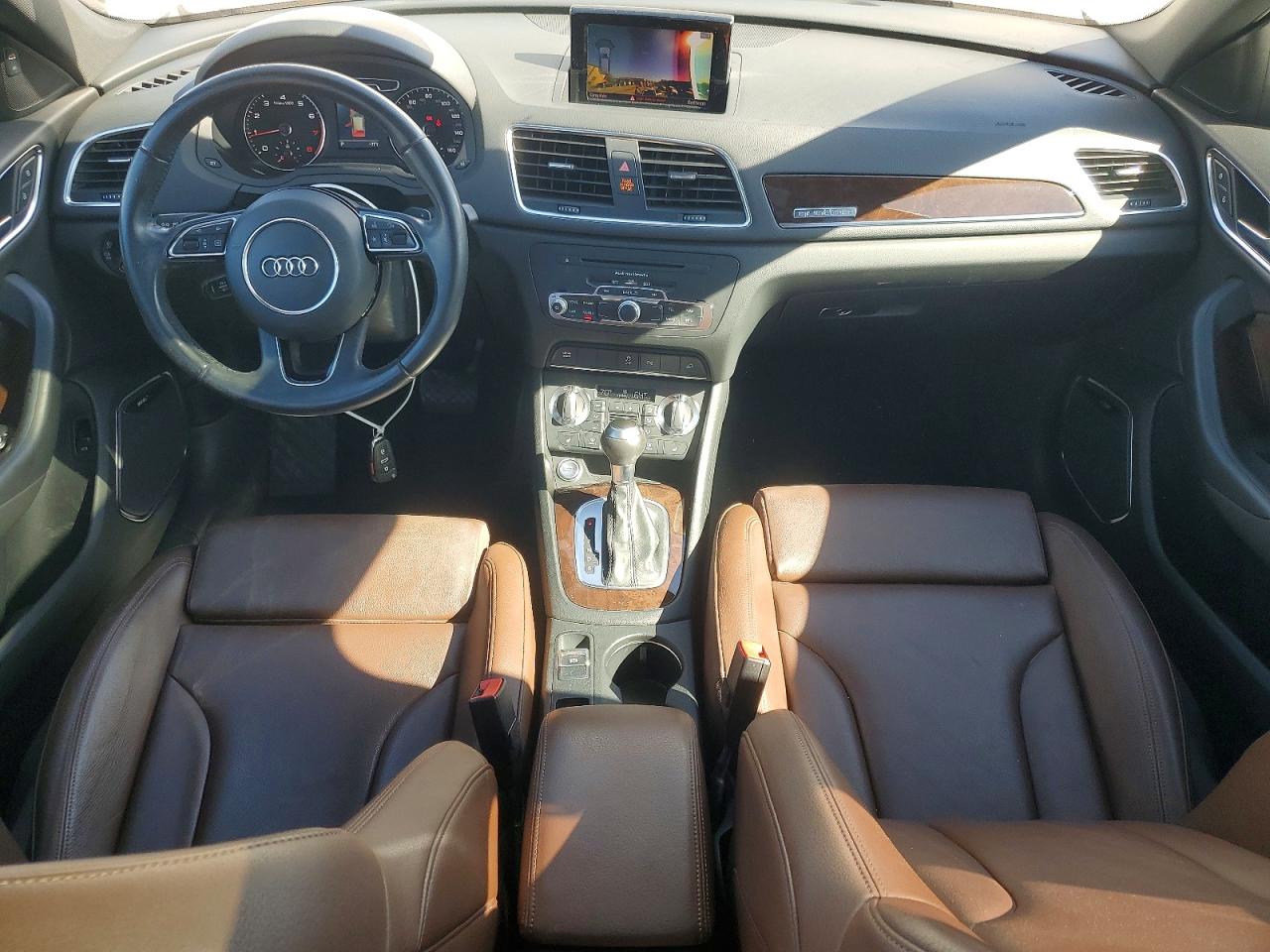 2015 Audi Q3 Prestige White vin: WA1GFCFS7FR011809