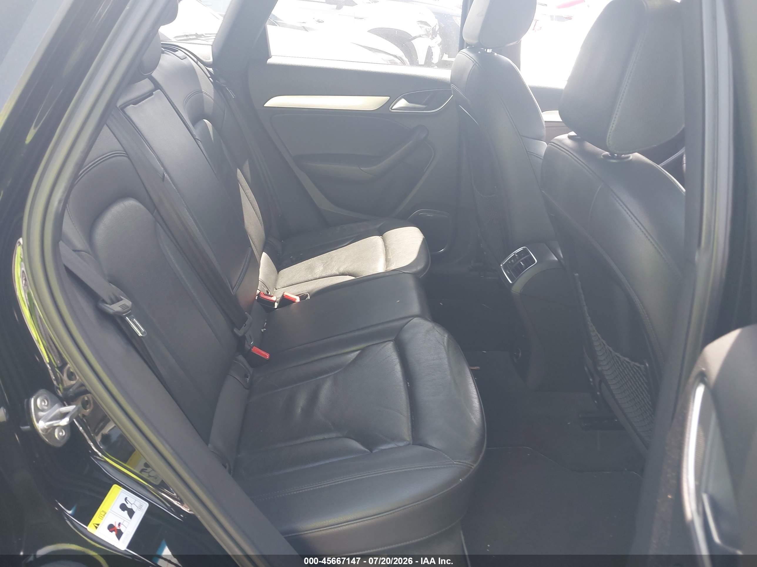 2015 Audi Q3 2.0t Premium Plus Black vin: WA1GFCFS8FR013701