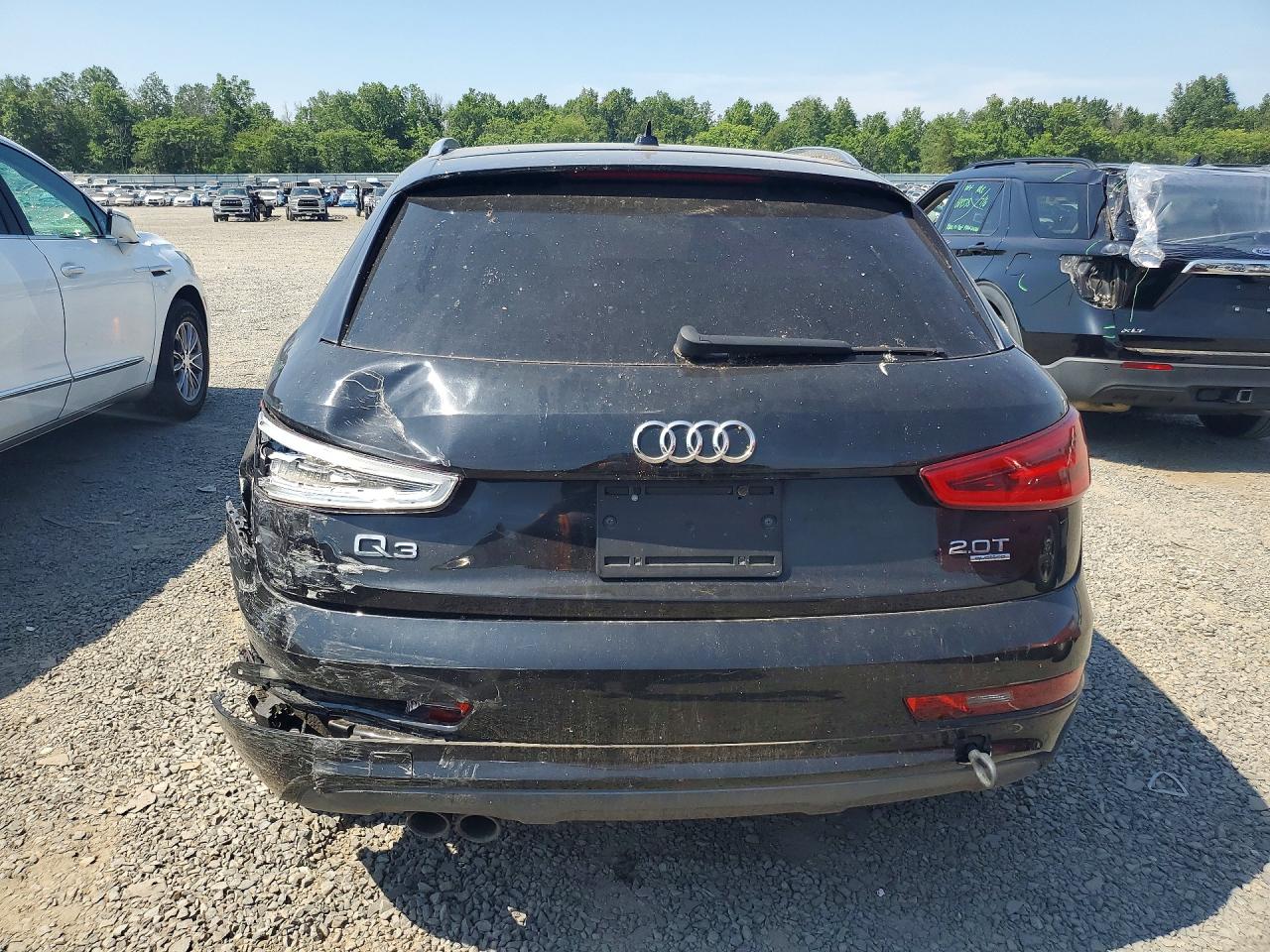 2015 Audi Q3 Prestige Black vin: WA1GFCFS8FR013763
