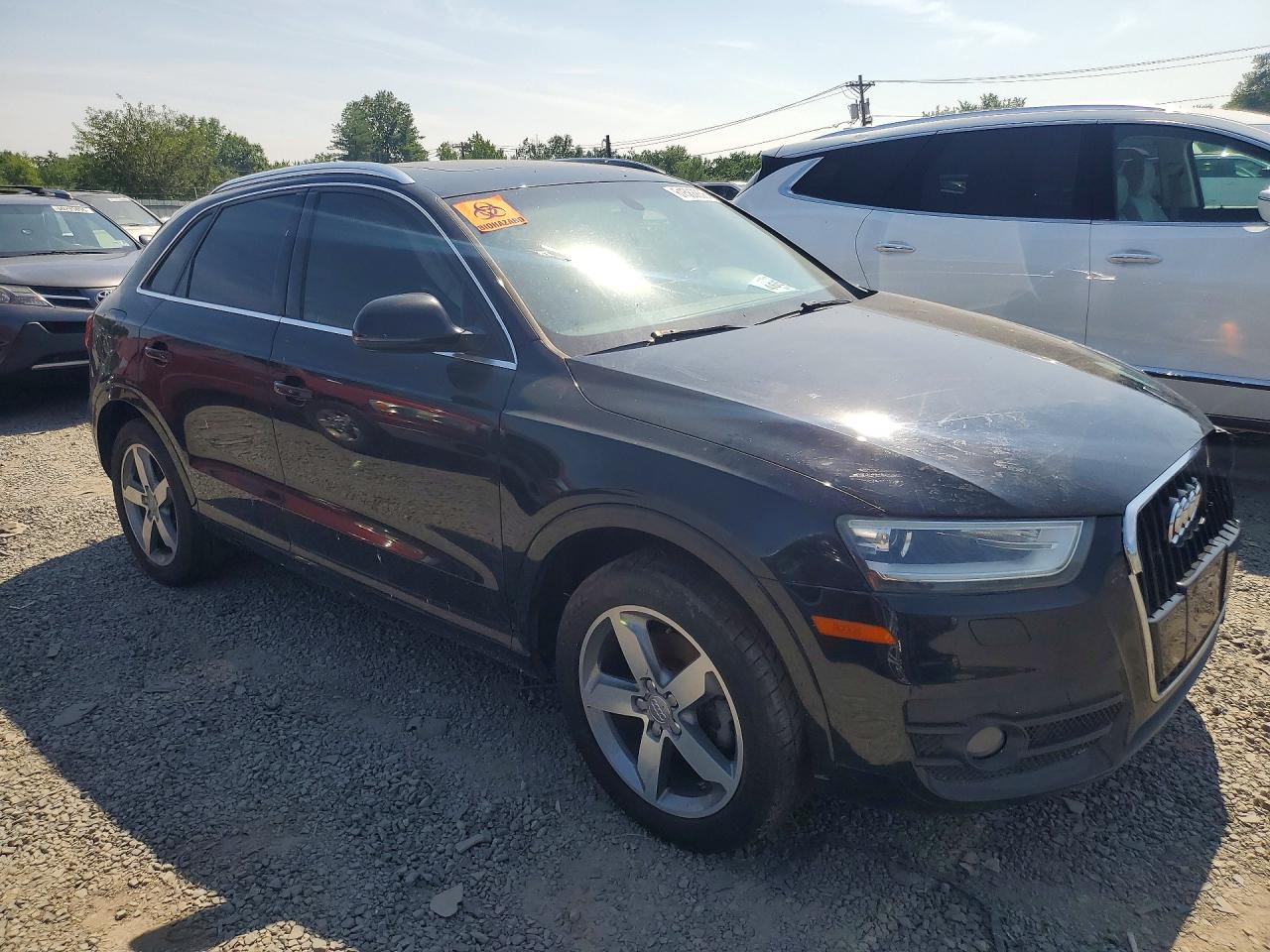2015 Audi Q3 Prestige Black vin: WA1GFCFS8FR013763