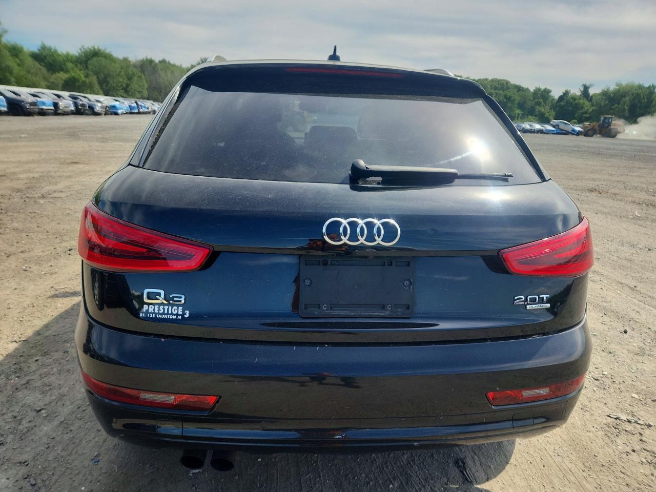 2015 Audi Q3 Prestige Black vin: WA1GFCFS9FR003615