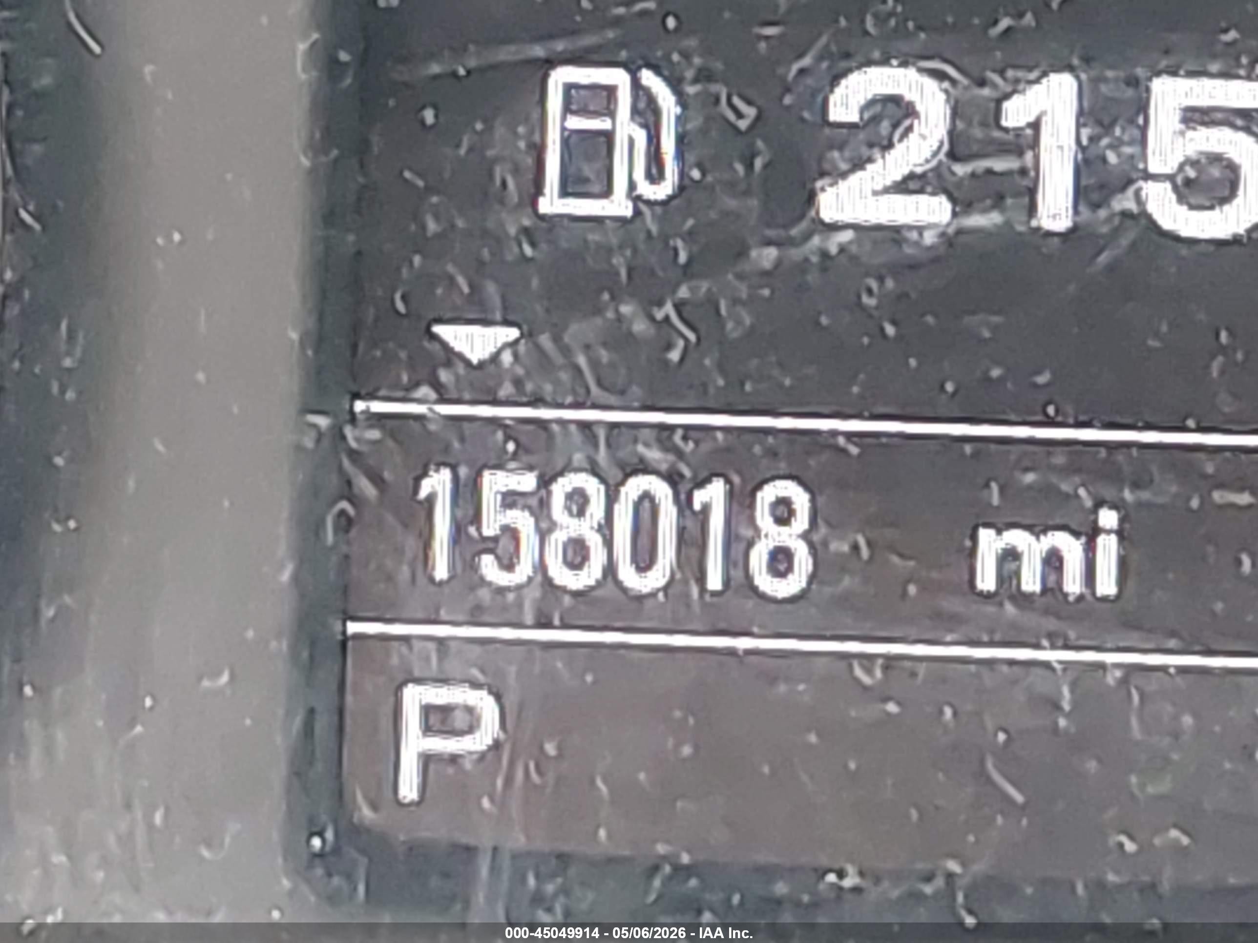 2015 Audi Q3 2.0t Premium Plus Белый vin: WA1GFCFS9FR006840