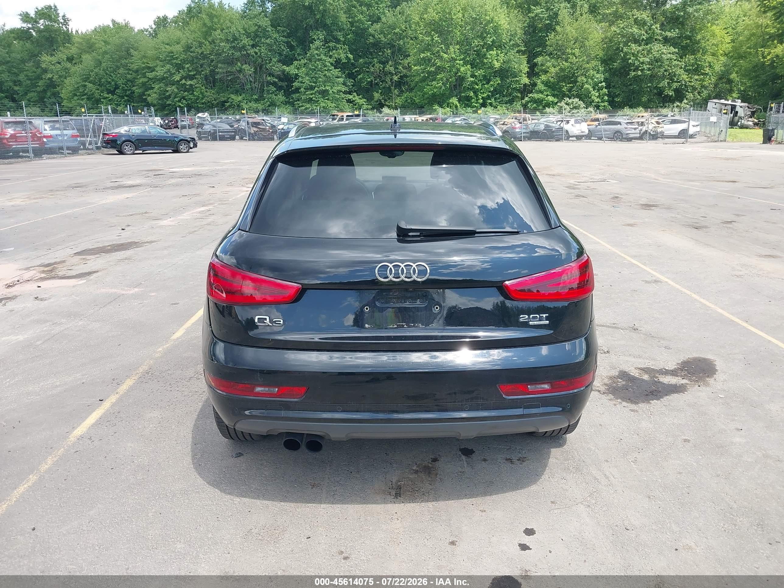 2015 Audi Q3 2.0t Premium Plus Black vin: WA1GFCFS9FR007826