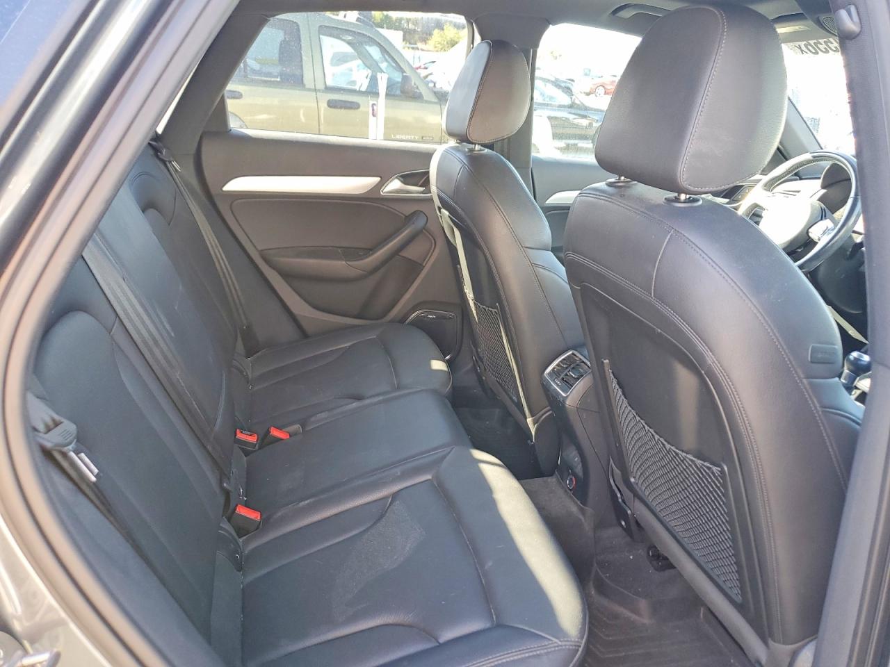 2015 Audi Q3 Prestige Серый vin: WA1GFCFS9FR011388