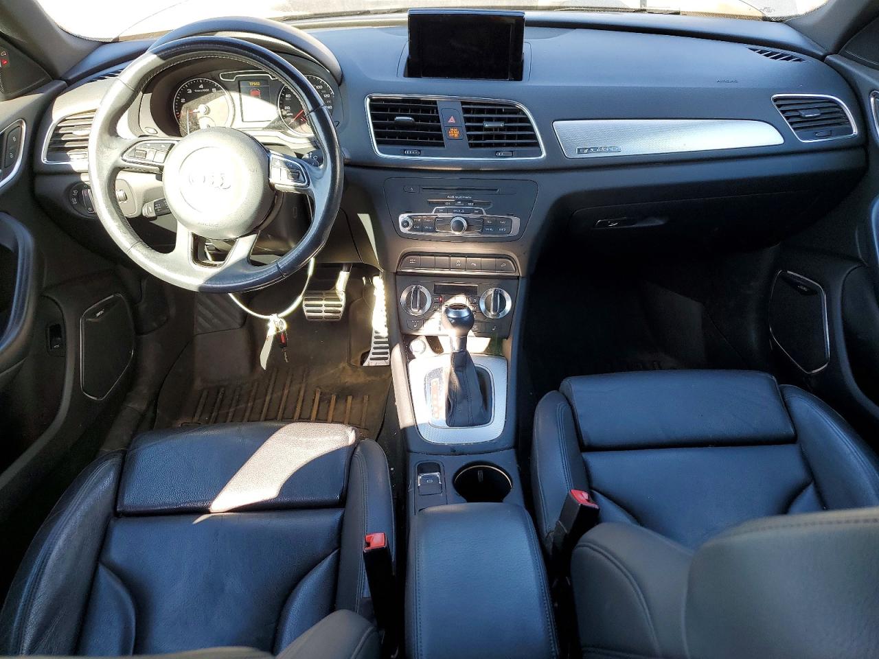 2015 Audi Q3 Prestige Серый vin: WA1GFCFS9FR011388