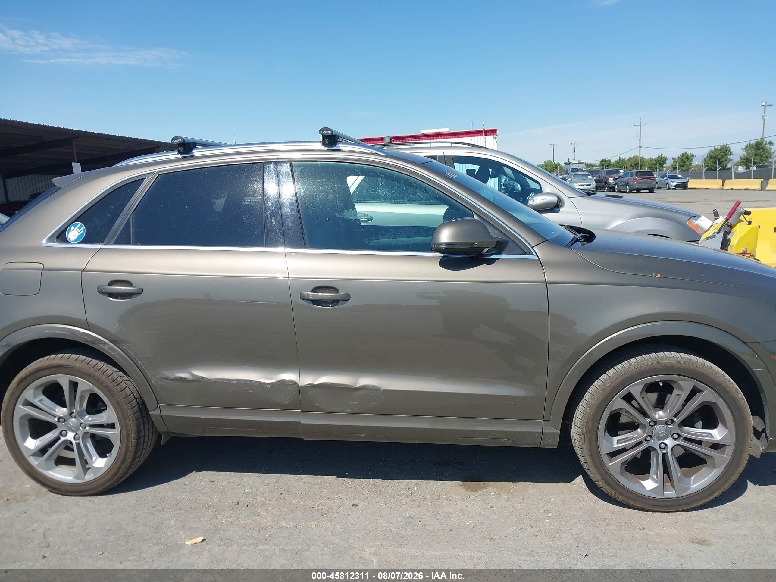 2015 Audi Q3 2.0t Premium Plus Brown vin: WA1GFCFSXFR011285