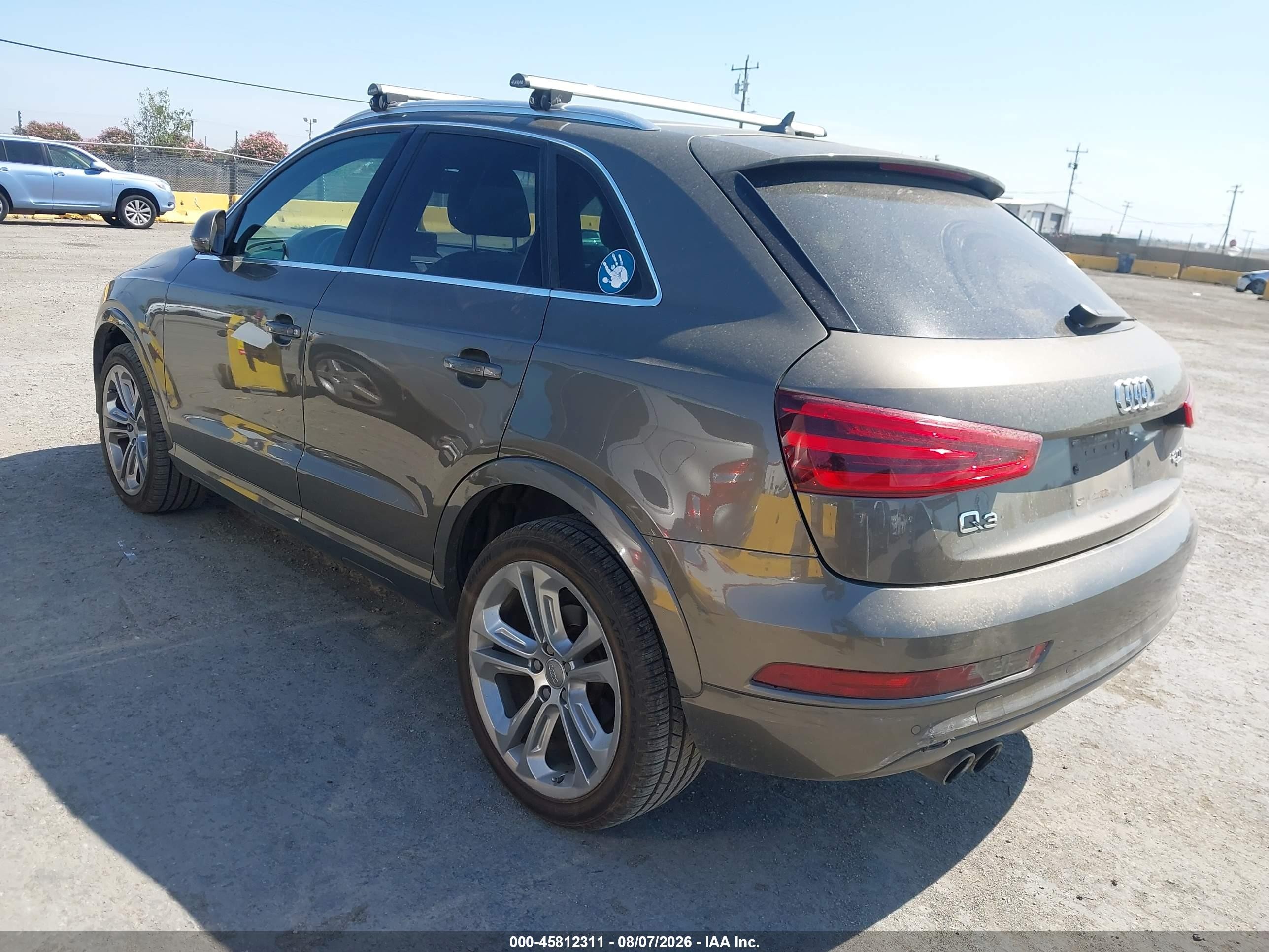 2015 Audi Q3 2.0t Premium Plus Brown vin: WA1GFCFSXFR011285