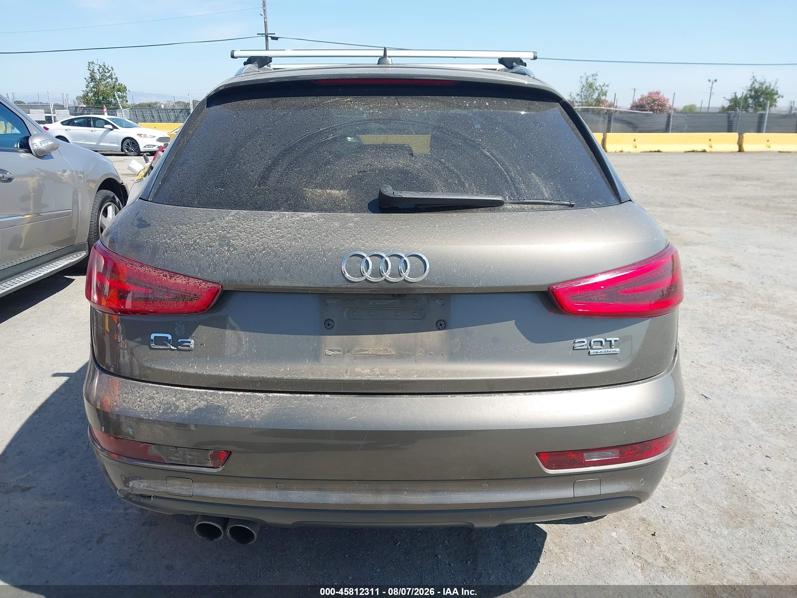 2015 Audi Q3 2.0t Premium Plus Brown vin: WA1GFCFSXFR011285