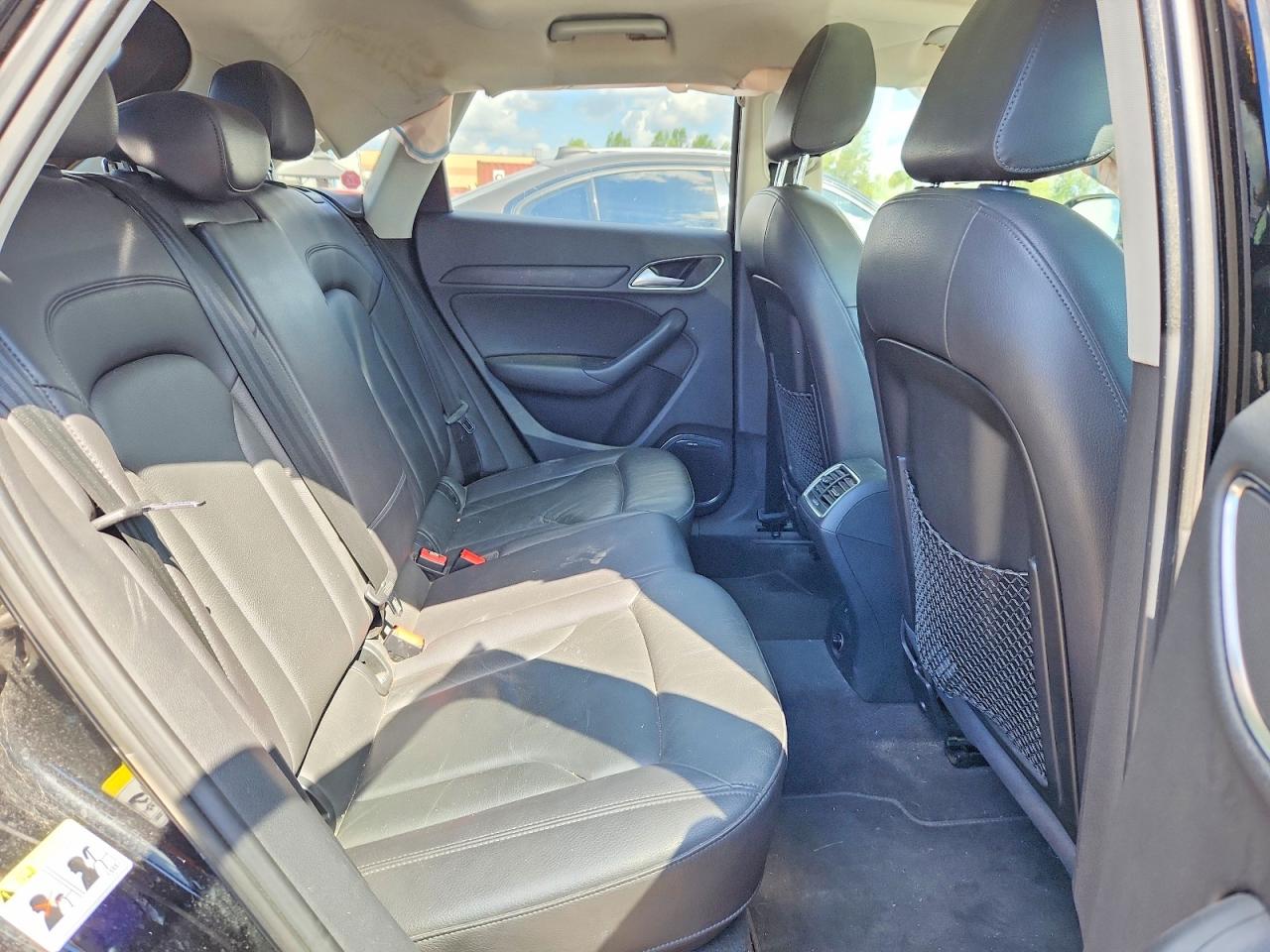 2015 Audi Q3 Prestige Black vin: WA1GFEFS1FR000719