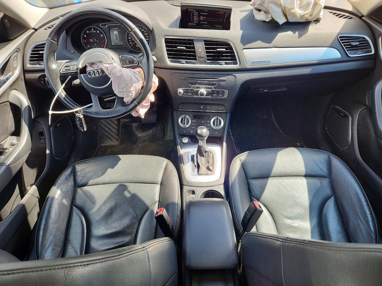 2015 Audi Q3 Prestige Black vin: WA1GFEFS1FR000719