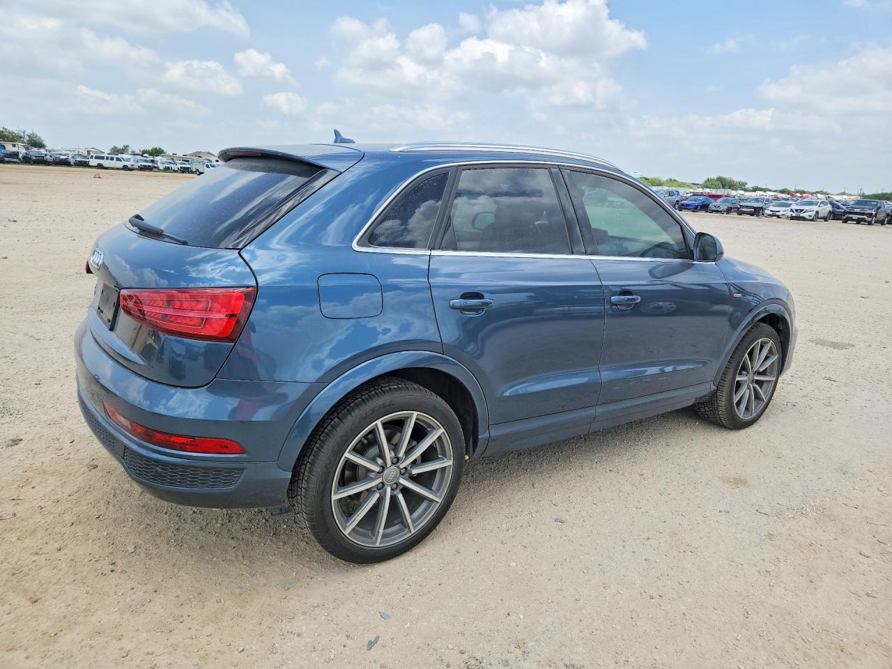 2018 Audi Q3 Premium Plus Blue vin: WA1HCCFS9JR023014