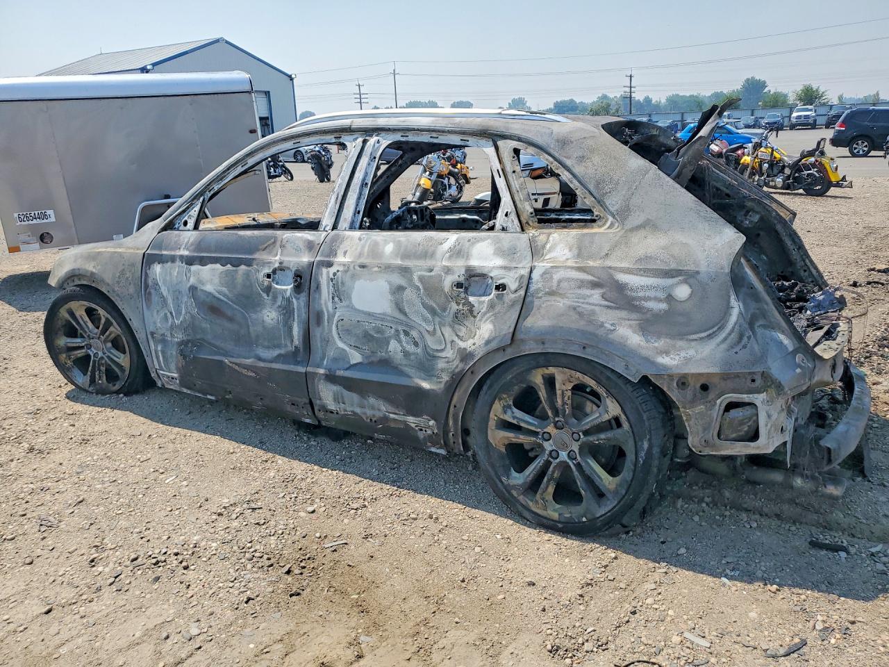 2018 Audi Q3 Premium Plus Burn vin: WA1JCCFS0JR017491