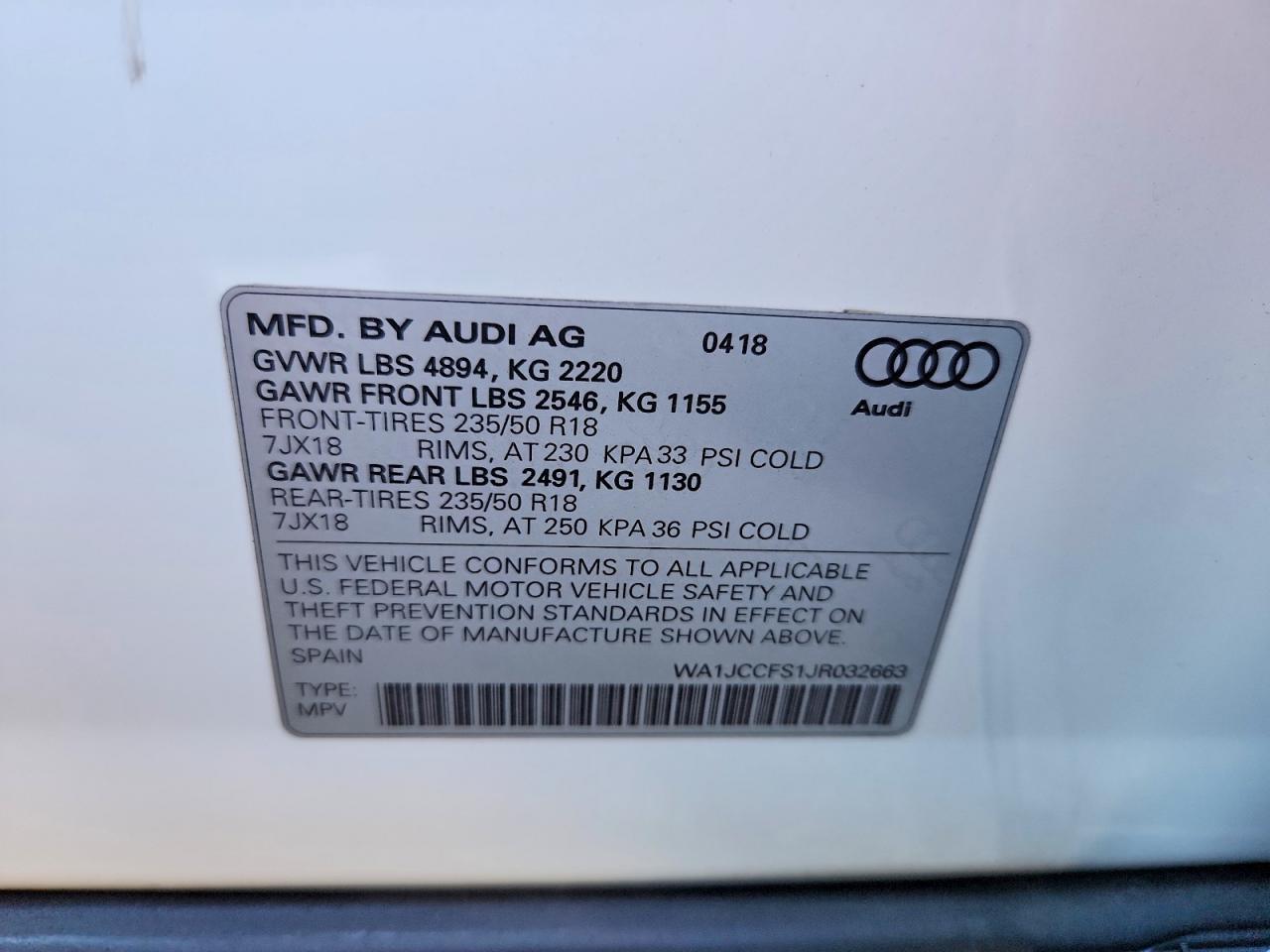 2018 Audi Q3 Premium Plus Белый vin: WA1JCCFS1JR032663