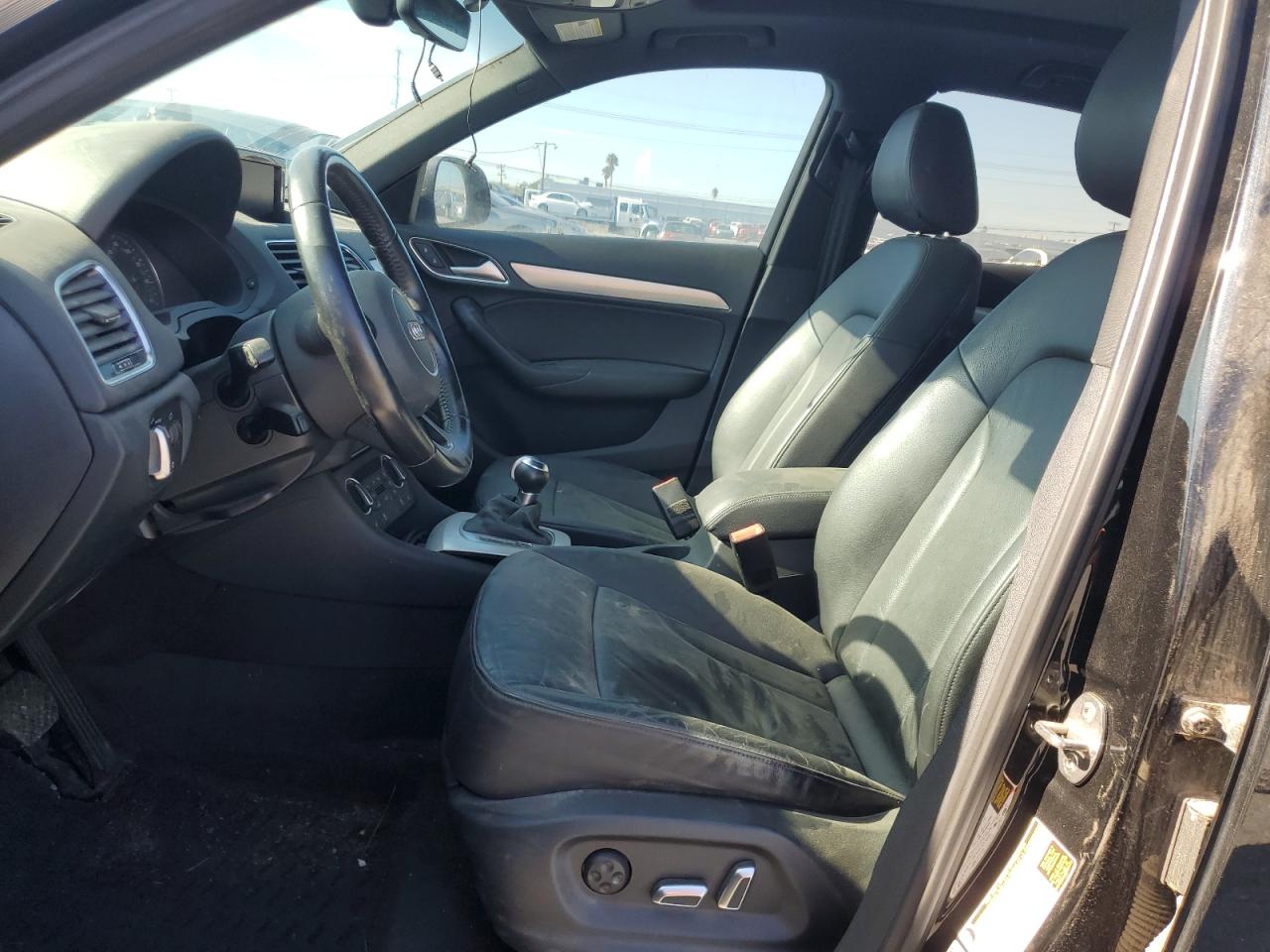 2018 Audi Q3 Premium Plus Black vin: WA1JCCFS4JR002301