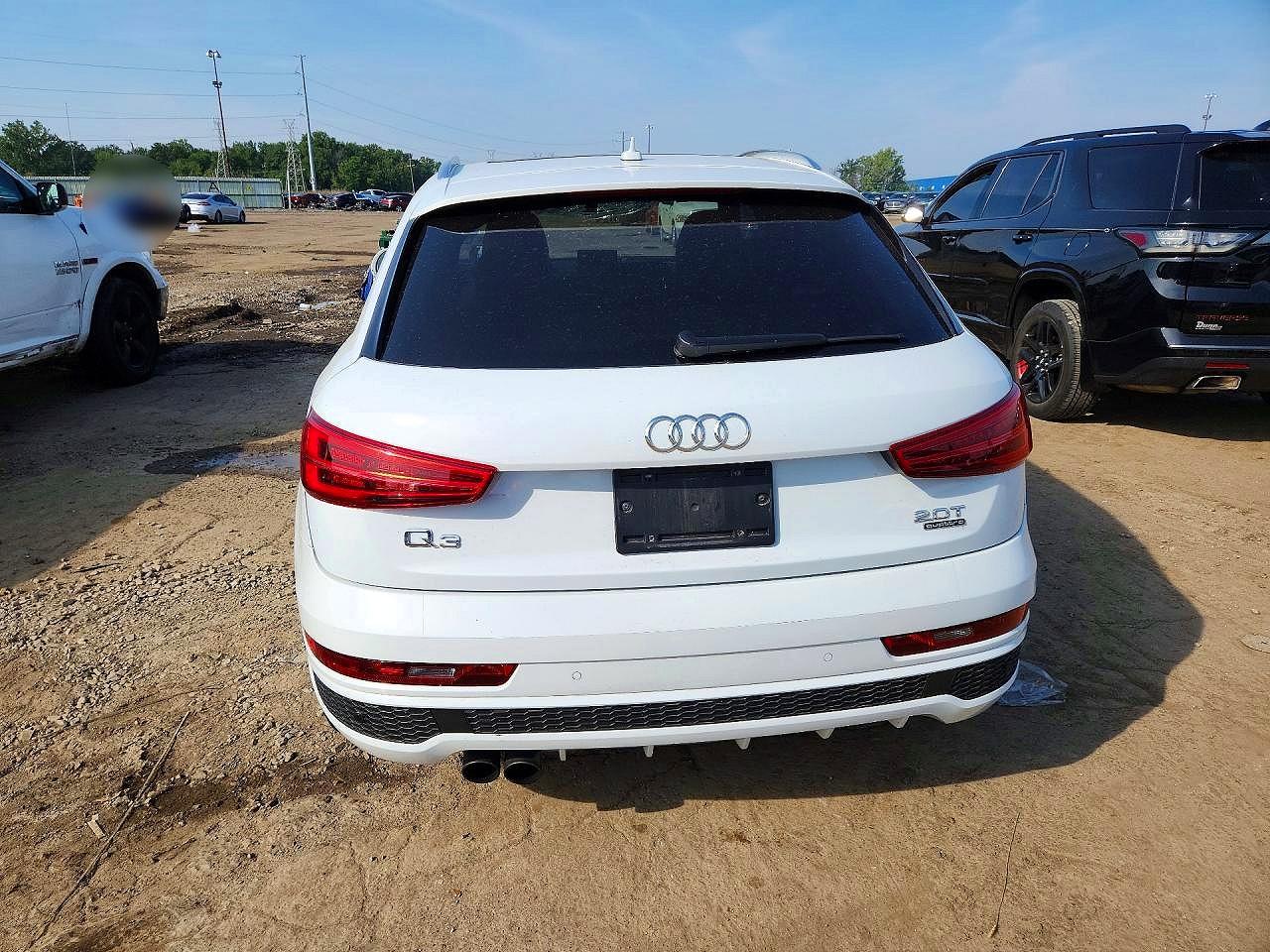 2018 Audi Q3 Premium Plus White vin: WA1JCCFS4JR032494
