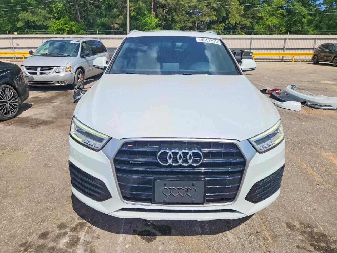 2018 Audi Q3 Premium Plus White vin: WA1JCCFSXJR012945