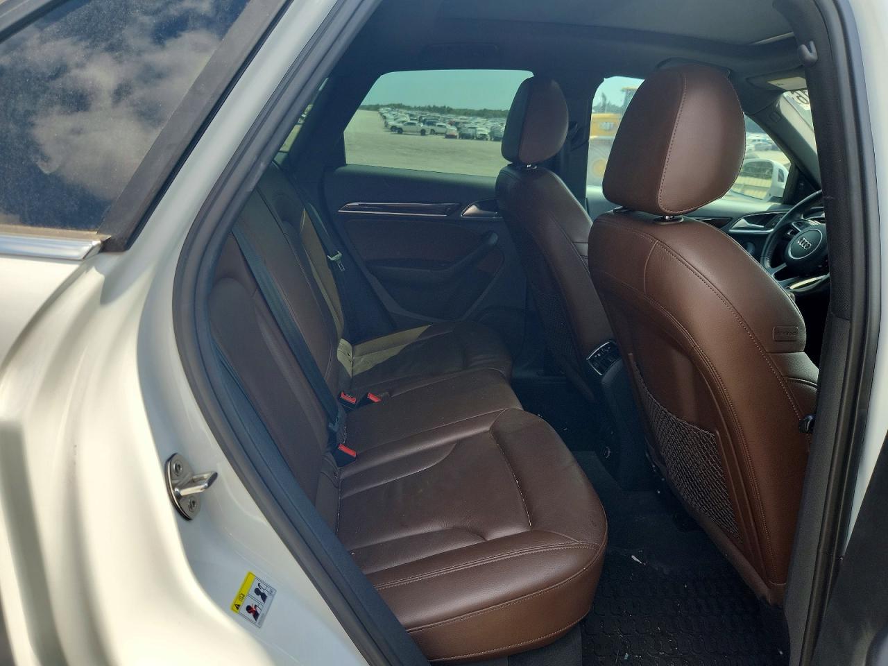 2018 Audi Q3 Premium Plus White vin: WA1JCCFSXJR012945