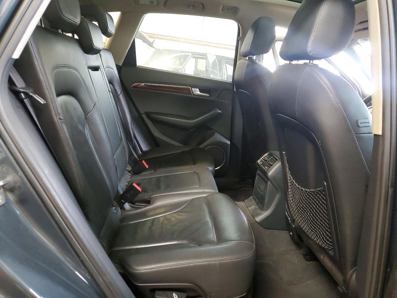 2009 Audi Q5 3.2 Gray vin: WA1KK78R09A009636
