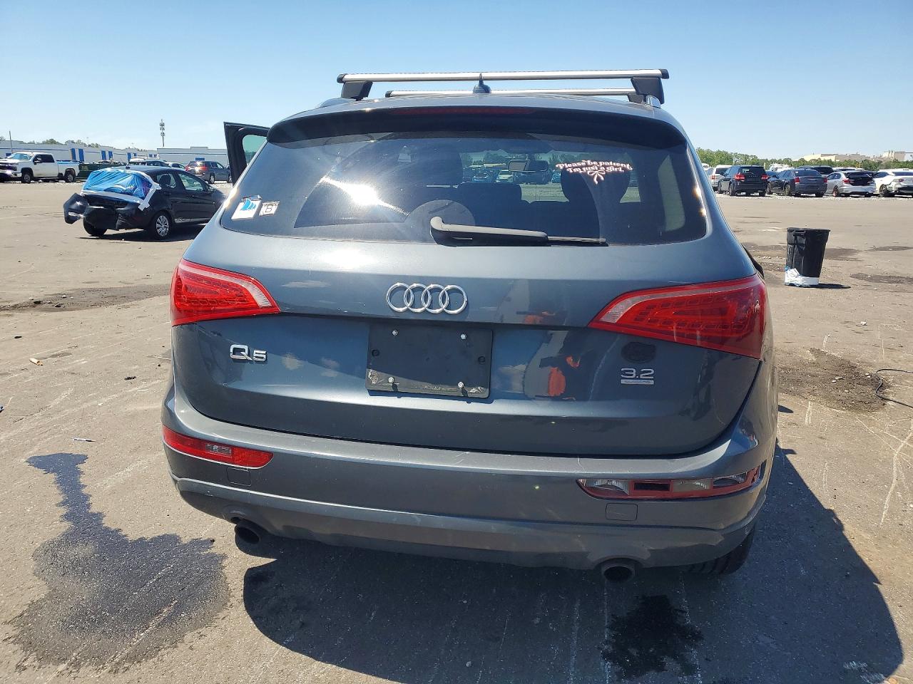 2009 Audi Q5 3.2 Gray vin: WA1KK78R09A025500