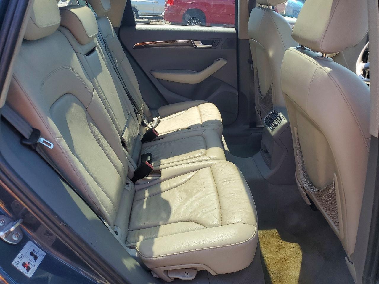 2009 Audi Q5 3.2 Gray vin: WA1KK78R09A025500