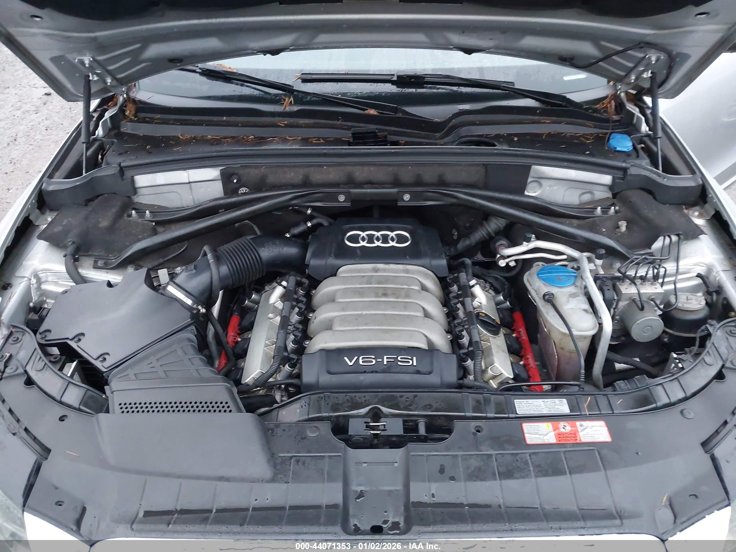 2009 Audi Q5 3.2 Premium Silver vin: WA1KK78R39A024776
