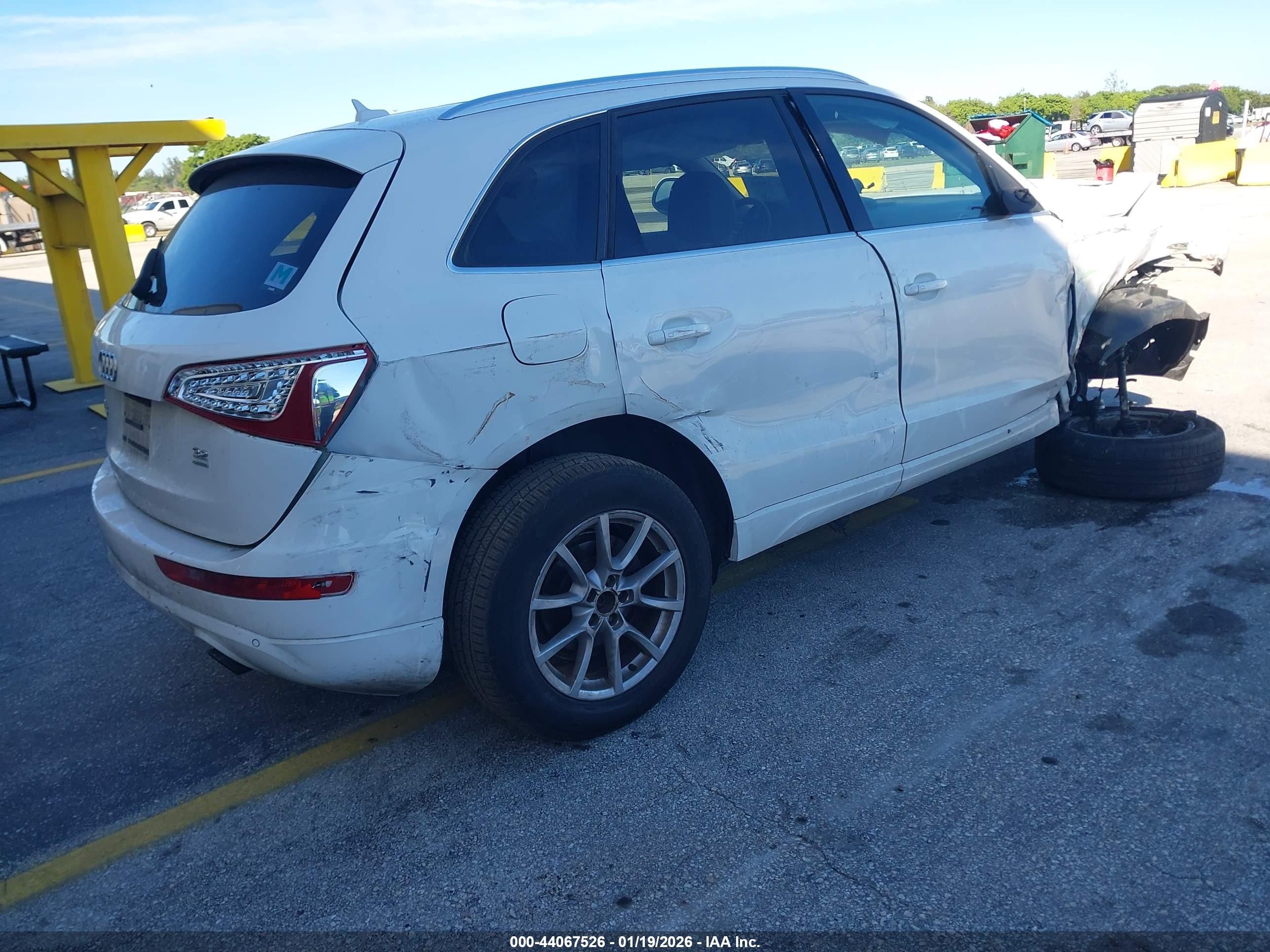 2009 Audi Q5 3.2 Premium White vin: WA1KK78R49A054157