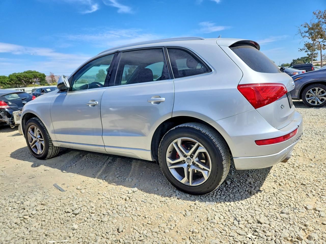 2009 Audi Q5 3.2 Silver vin: WA1KK78R59A024861