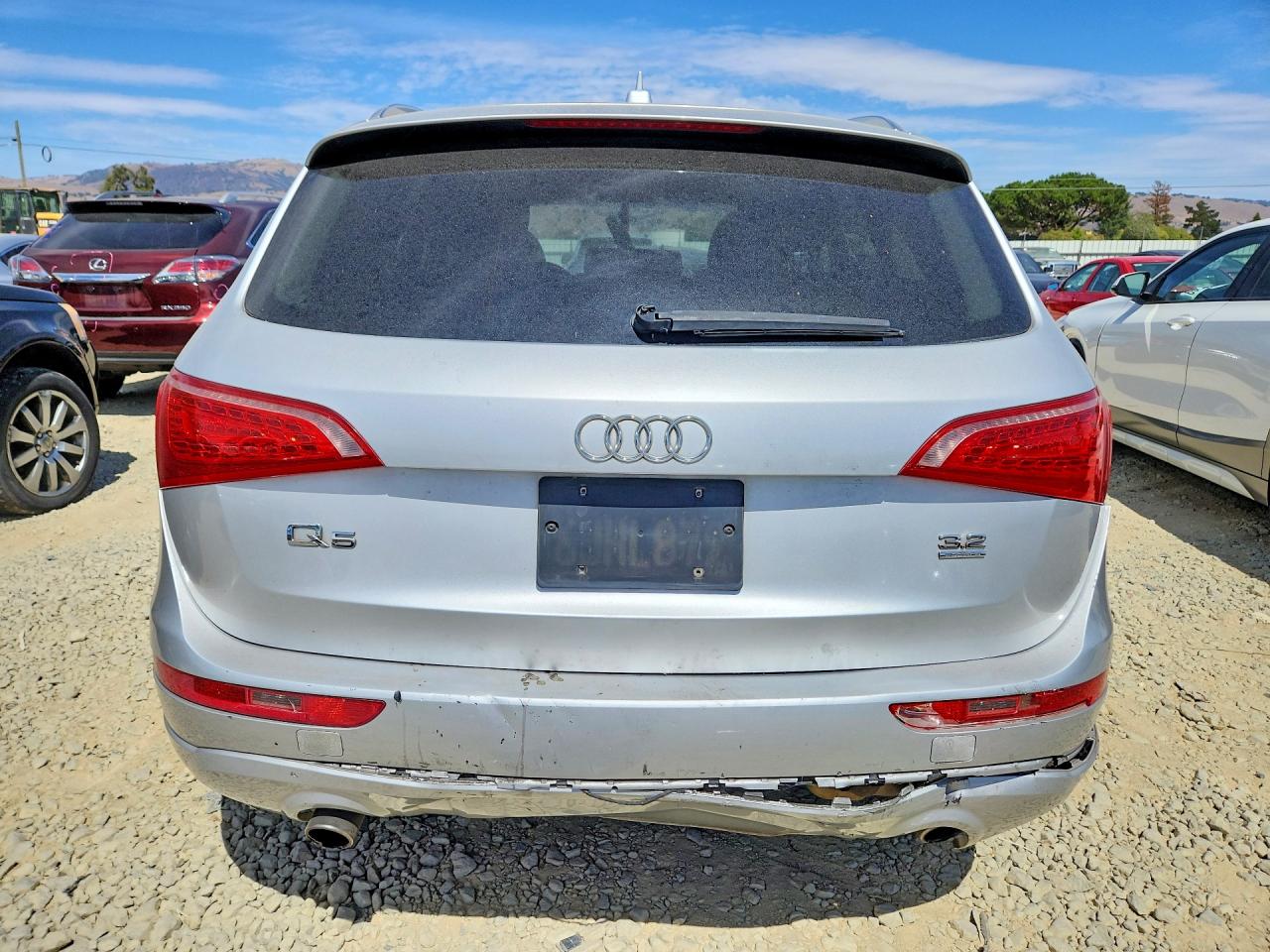 2009 Audi Q5 3.2 Silver vin: WA1KK78R59A024861