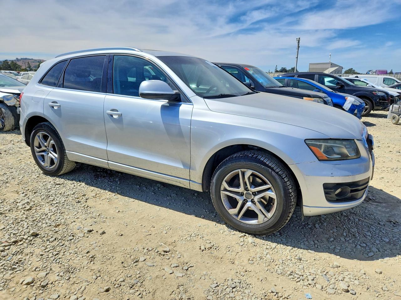 2009 Audi Q5 3.2 Silver vin: WA1KK78R59A024861