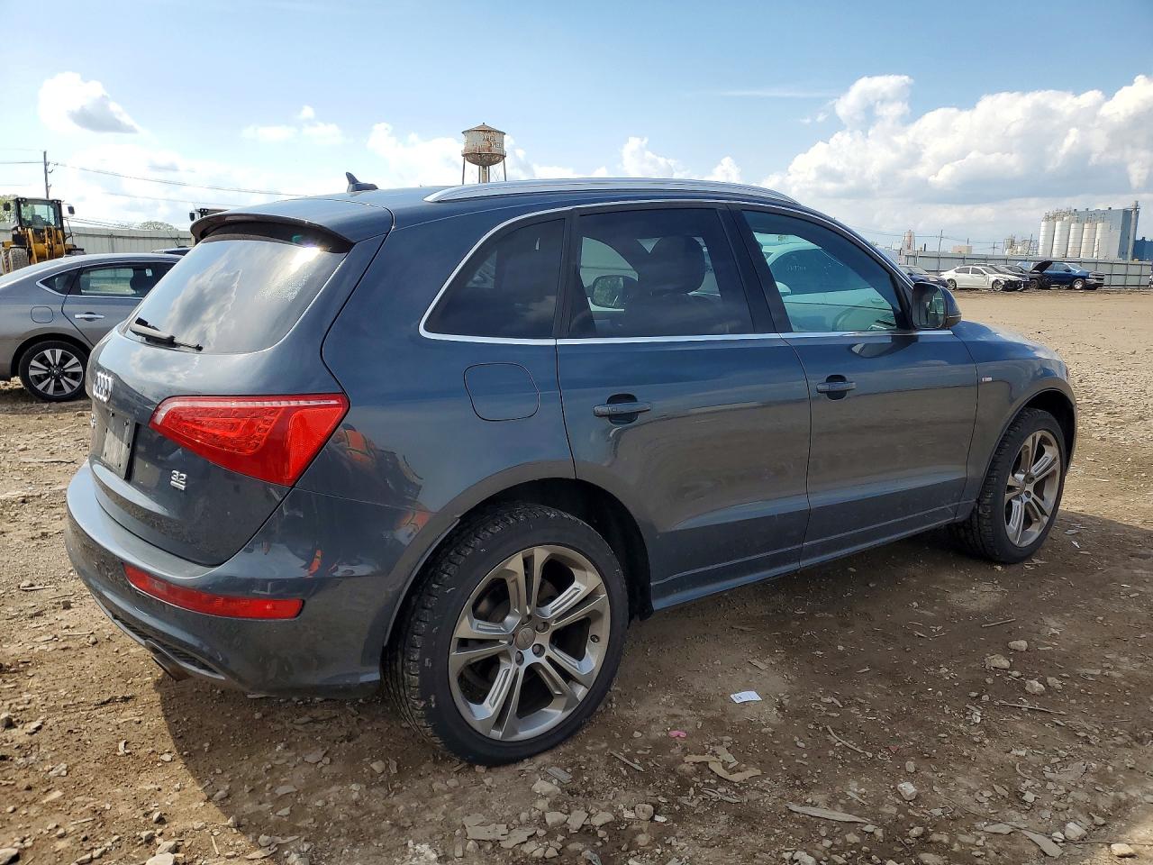 2009 Audi Q5 3.2 Серый vin: WA1KK78R69A040101
