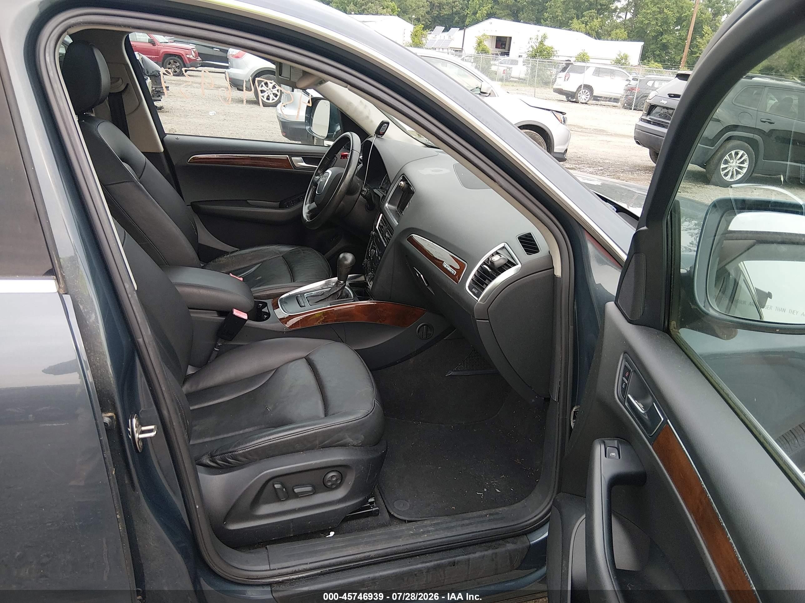 2009 Audi Q5 3.2 Premium Gray vin: WA1KK78R69A041927