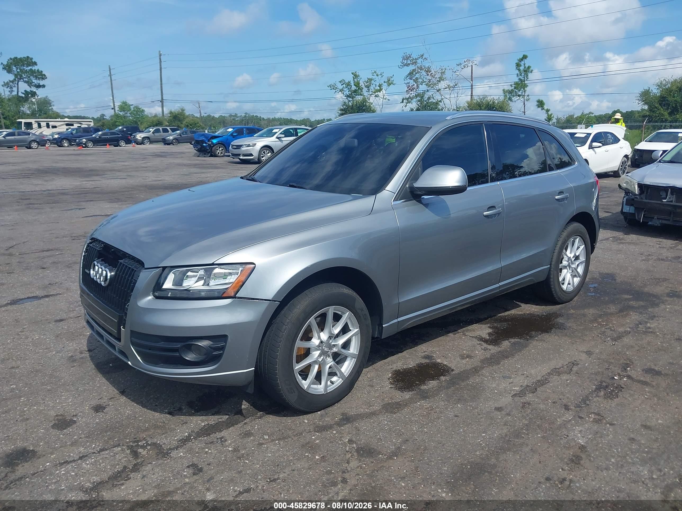 2009 Audi Q5 3.2 Premium Серебряный vin: WA1KK78RX9A031823