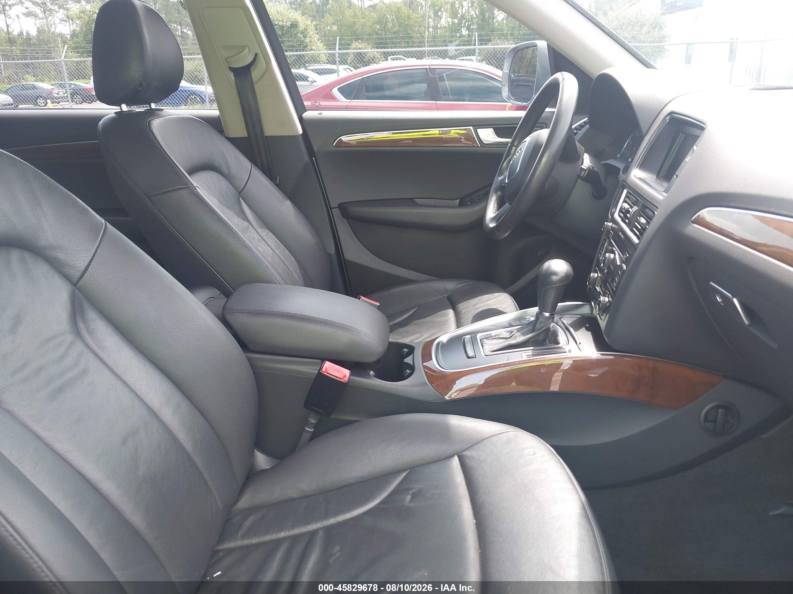 2009 Audi Q5 3.2 Premium Серебряный vin: WA1KK78RX9A031823
