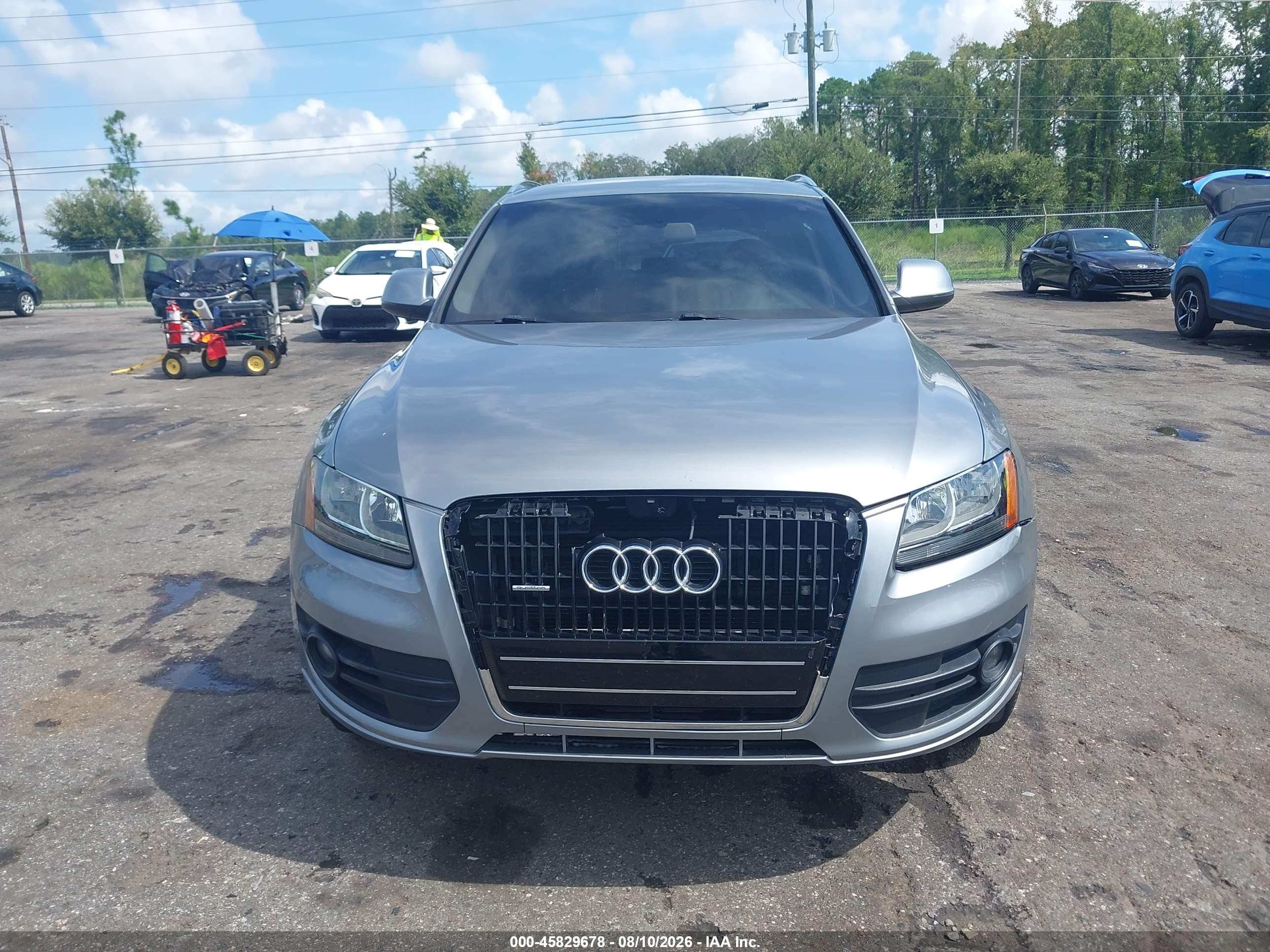 2009 Audi Q5 3.2 Premium Серебряный vin: WA1KK78RX9A031823