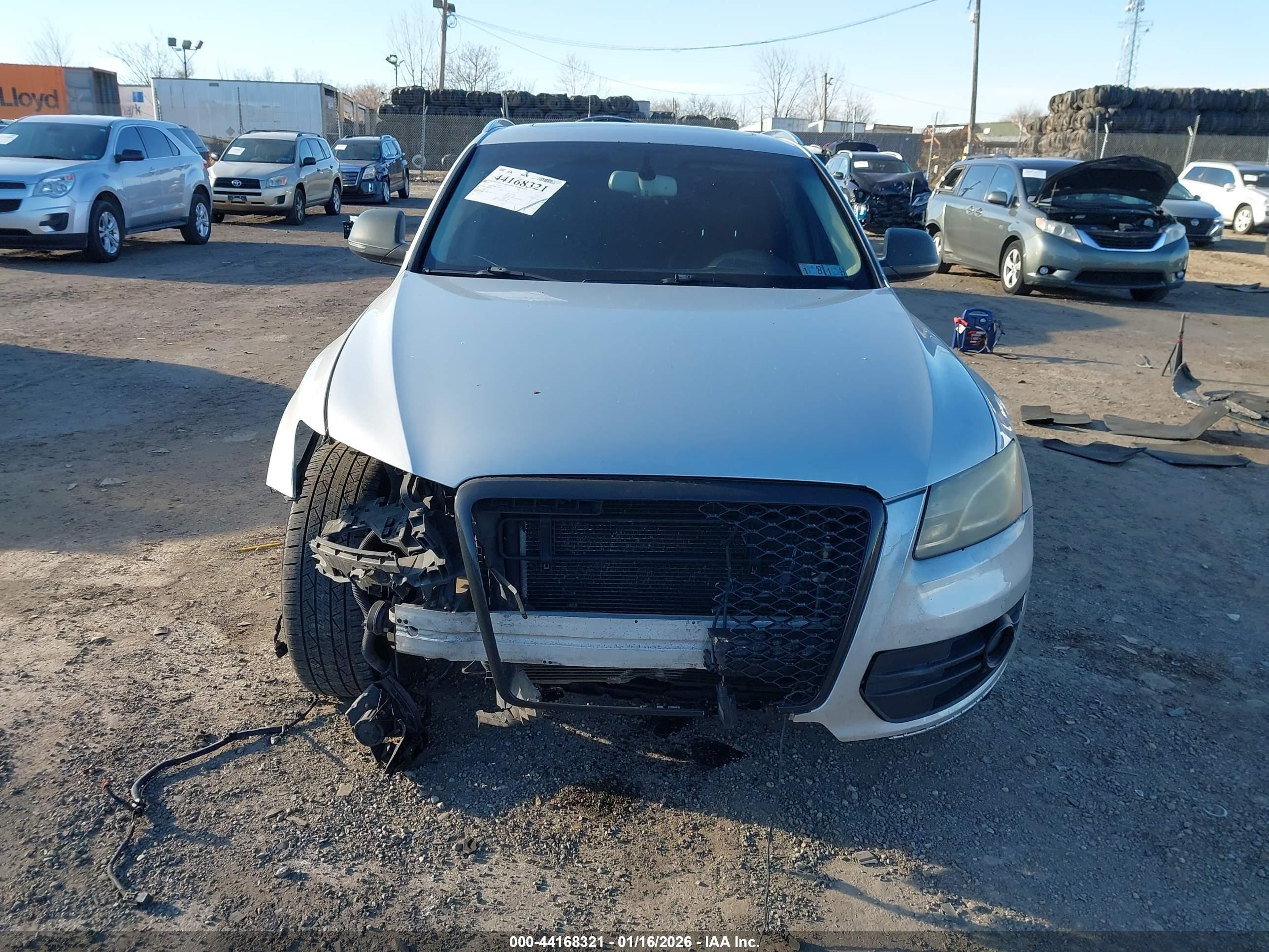 2009 Audi Q5 3.2 Premium Silver vin: WA1KK78RX9A046824