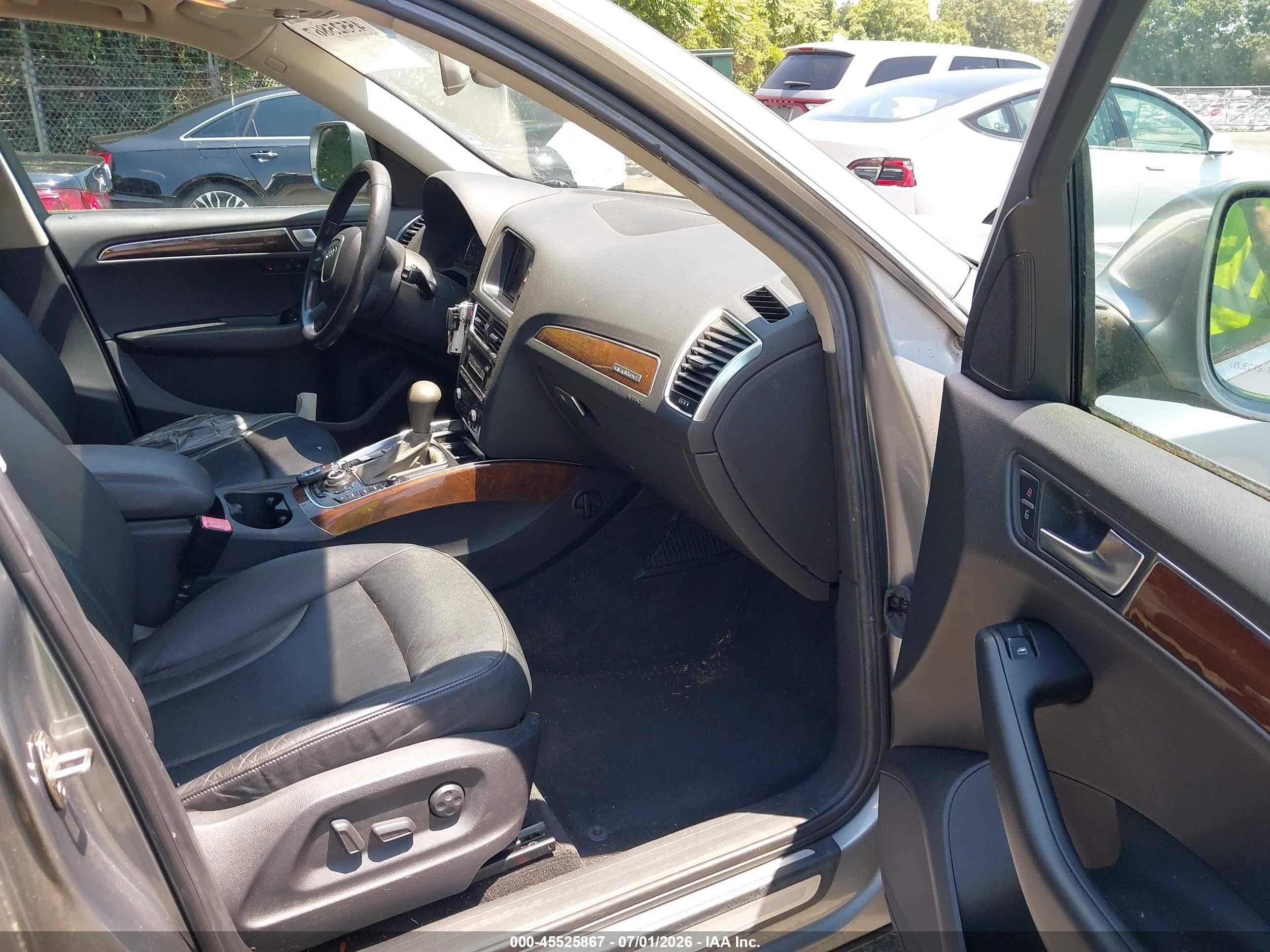 2009 Audi Q5 3.2 Premium Silver vin: WA1KK78RX9A053238