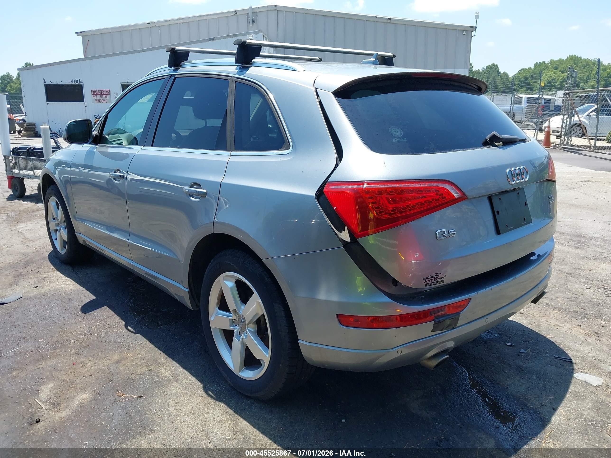 2009 Audi Q5 3.2 Premium Silver vin: WA1KK78RX9A053238